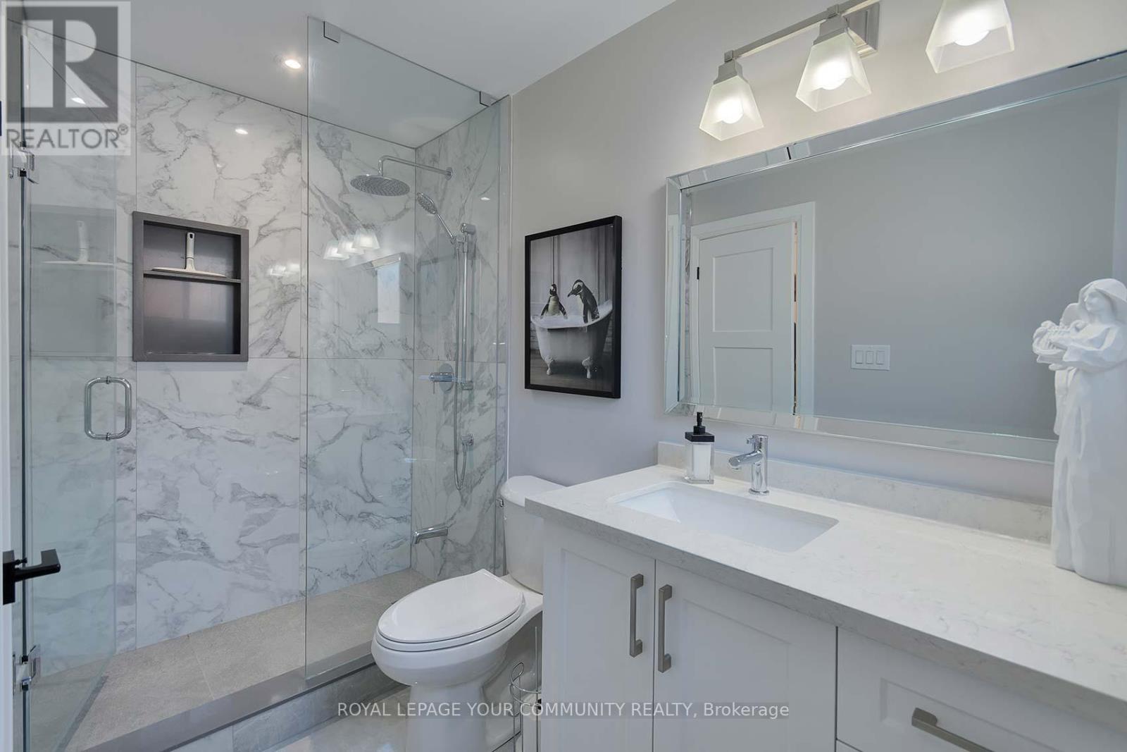 35 John Dexter Place, Markham (Sherwood-Amberglen), Ontario  L3P 3G2 - Photo 18 - N12376202