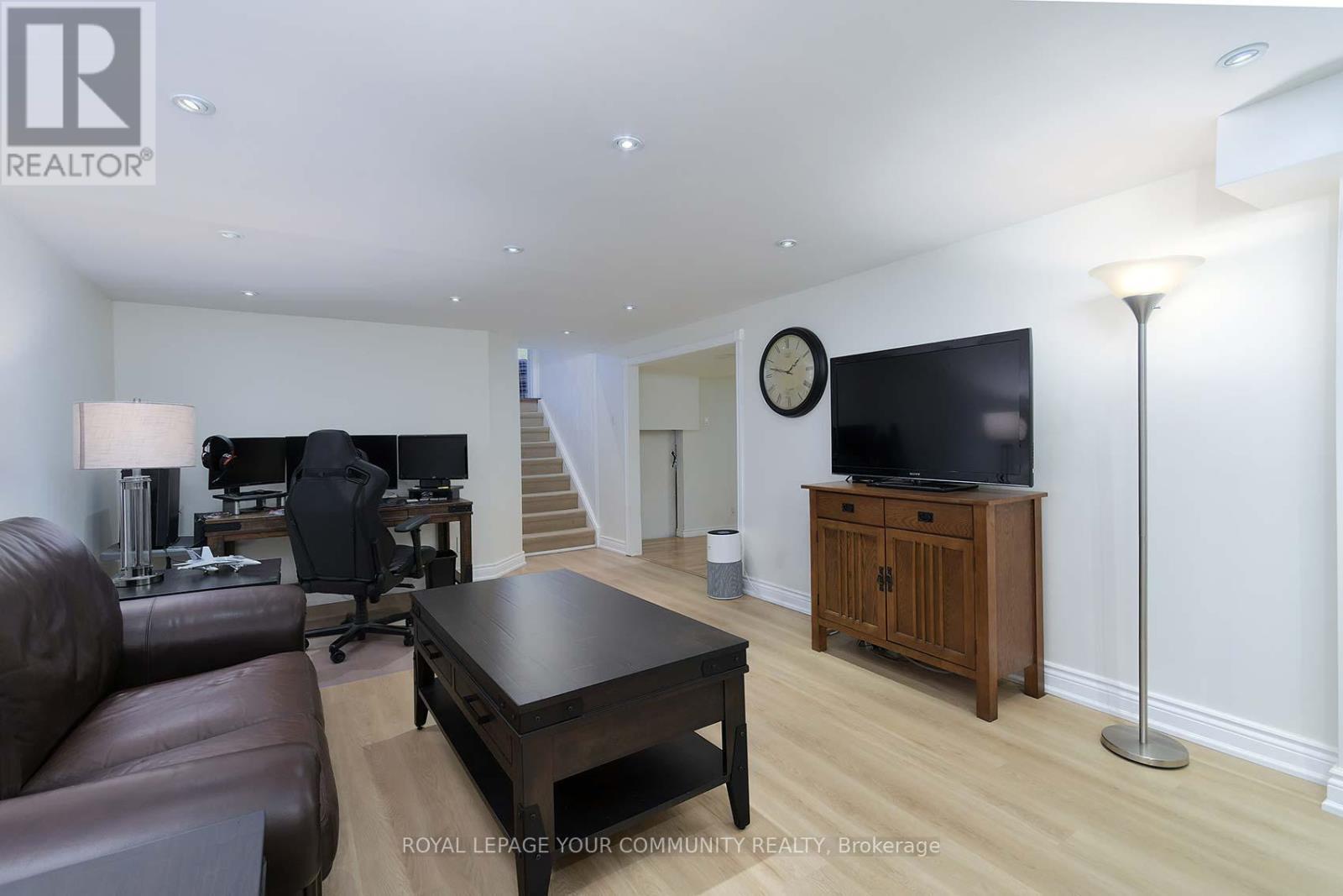 35 John Dexter Place, Markham (Sherwood-Amberglen), Ontario  L3P 3G2 - Photo 20 - N12376202