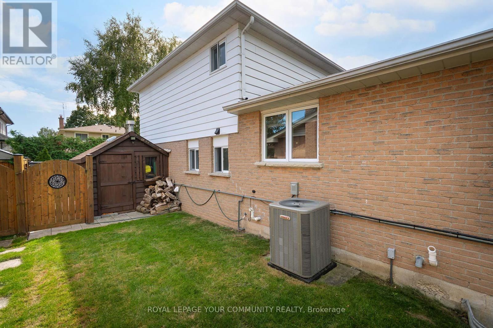 35 John Dexter Place, Markham (Sherwood-Amberglen), Ontario  L3P 3G2 - Photo 27 - N12376202