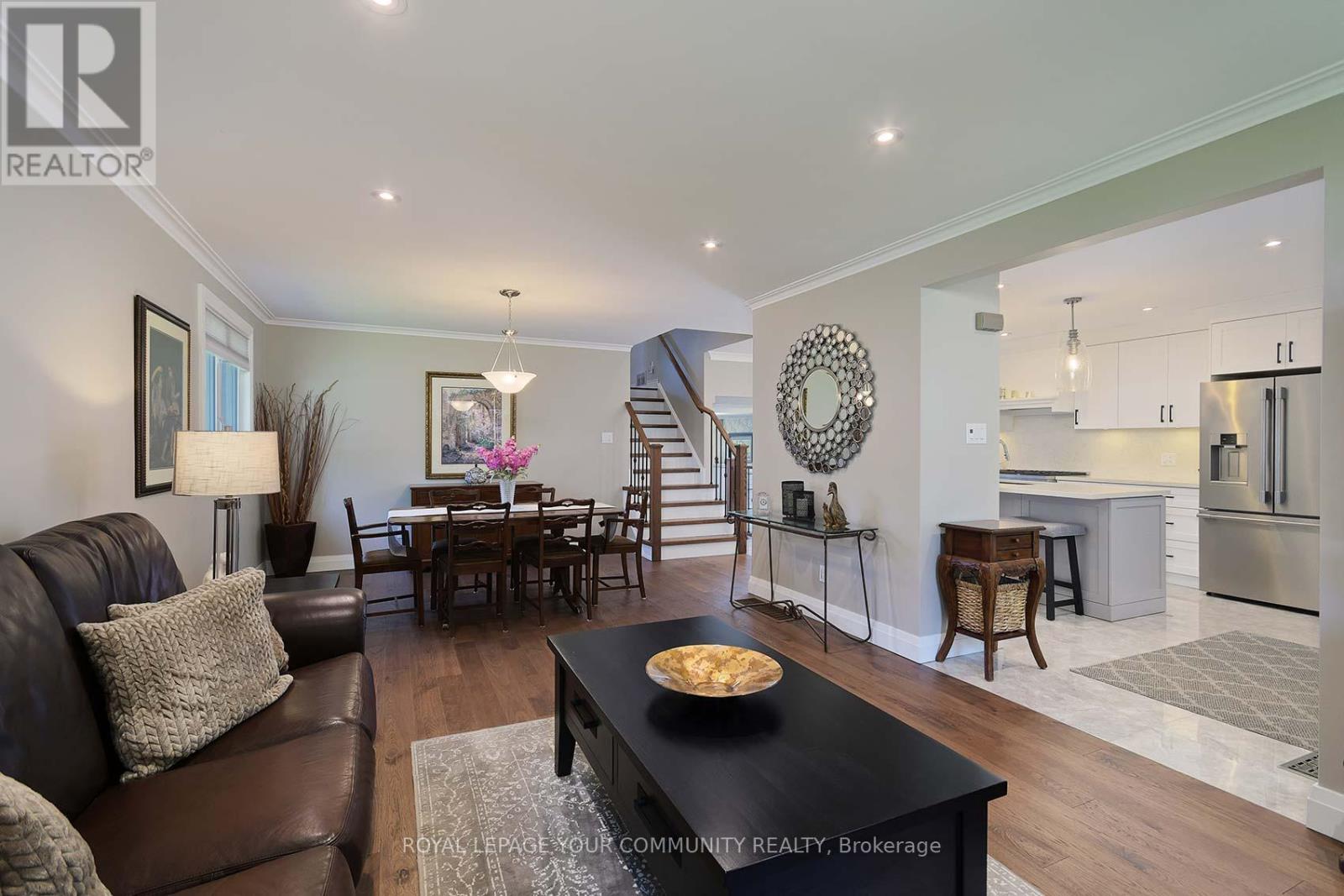 35 John Dexter Place, Markham (Sherwood-Amberglen), Ontario  L3P 3G2 - Photo 6 - N12376202