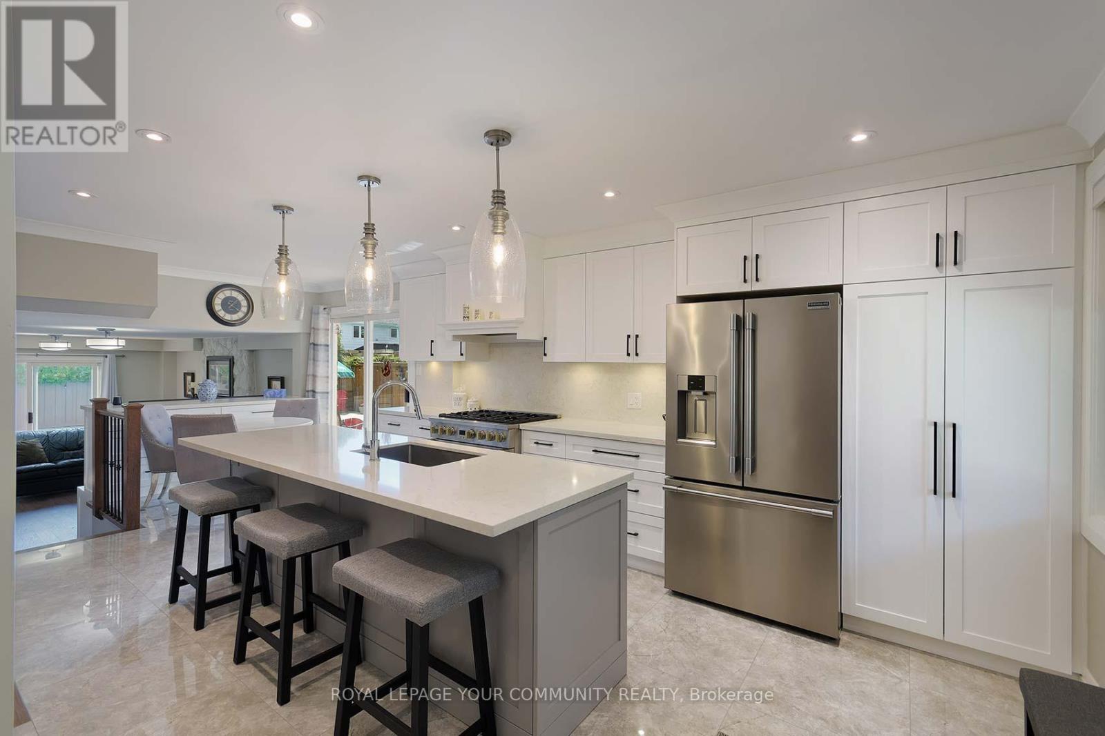 35 John Dexter Place, Markham (Sherwood-Amberglen), Ontario  L3P 3G2 - Photo 8 - N12376202