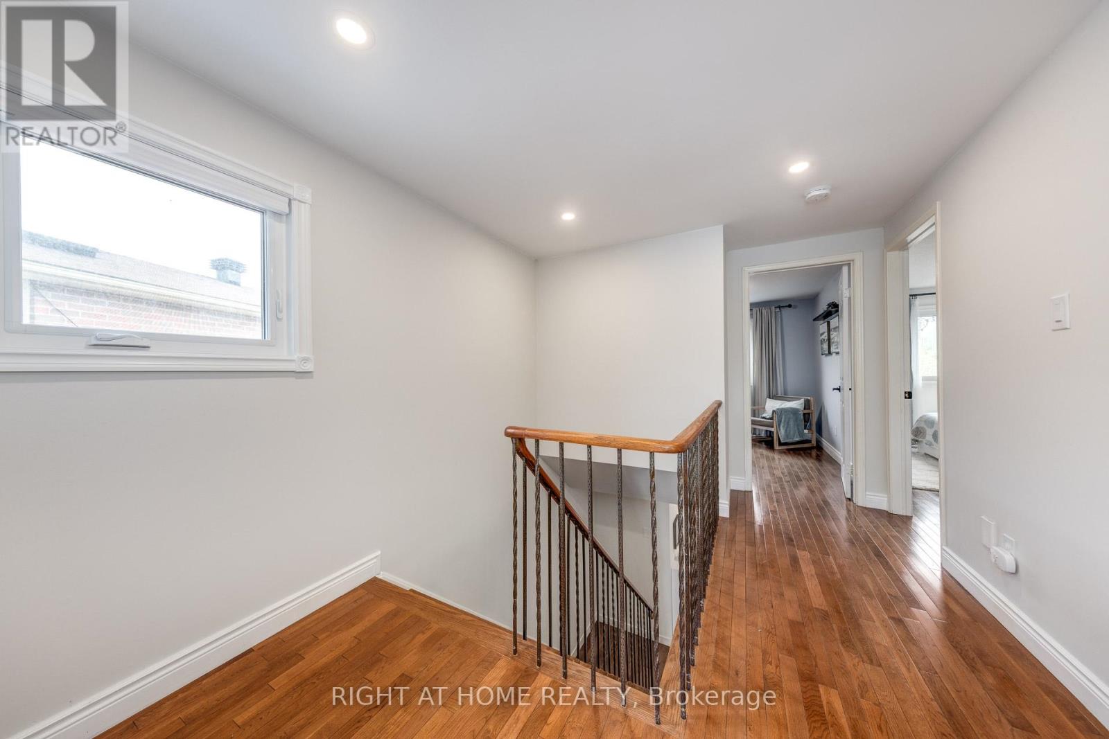 88 Sunshine Drive, Richmond Hill (Observatory), Ontario  L4C 8H2 - Photo 24 - N12376204