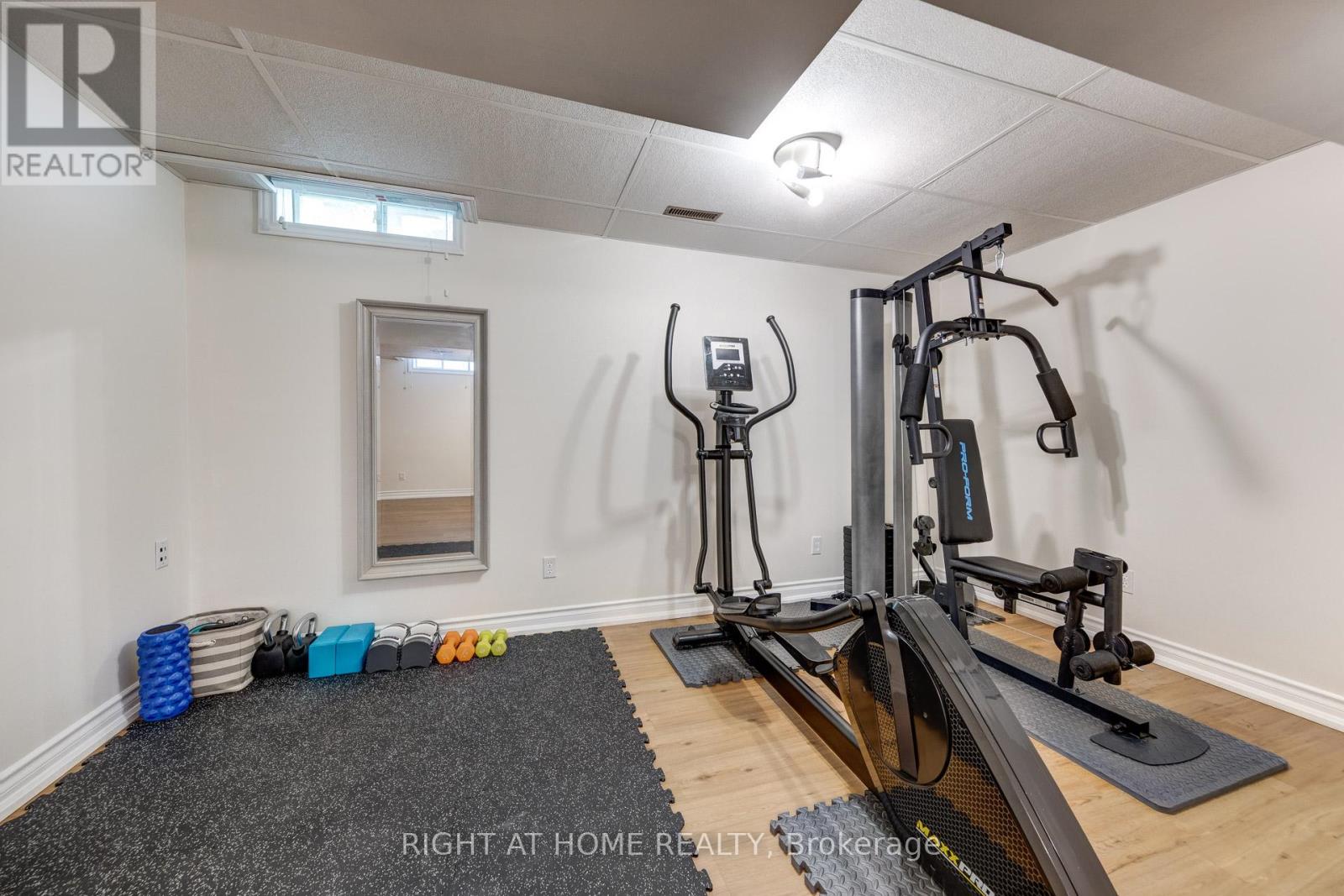 88 Sunshine Drive, Richmond Hill (Observatory), Ontario  L4C 8H2 - Photo 37 - N12376204