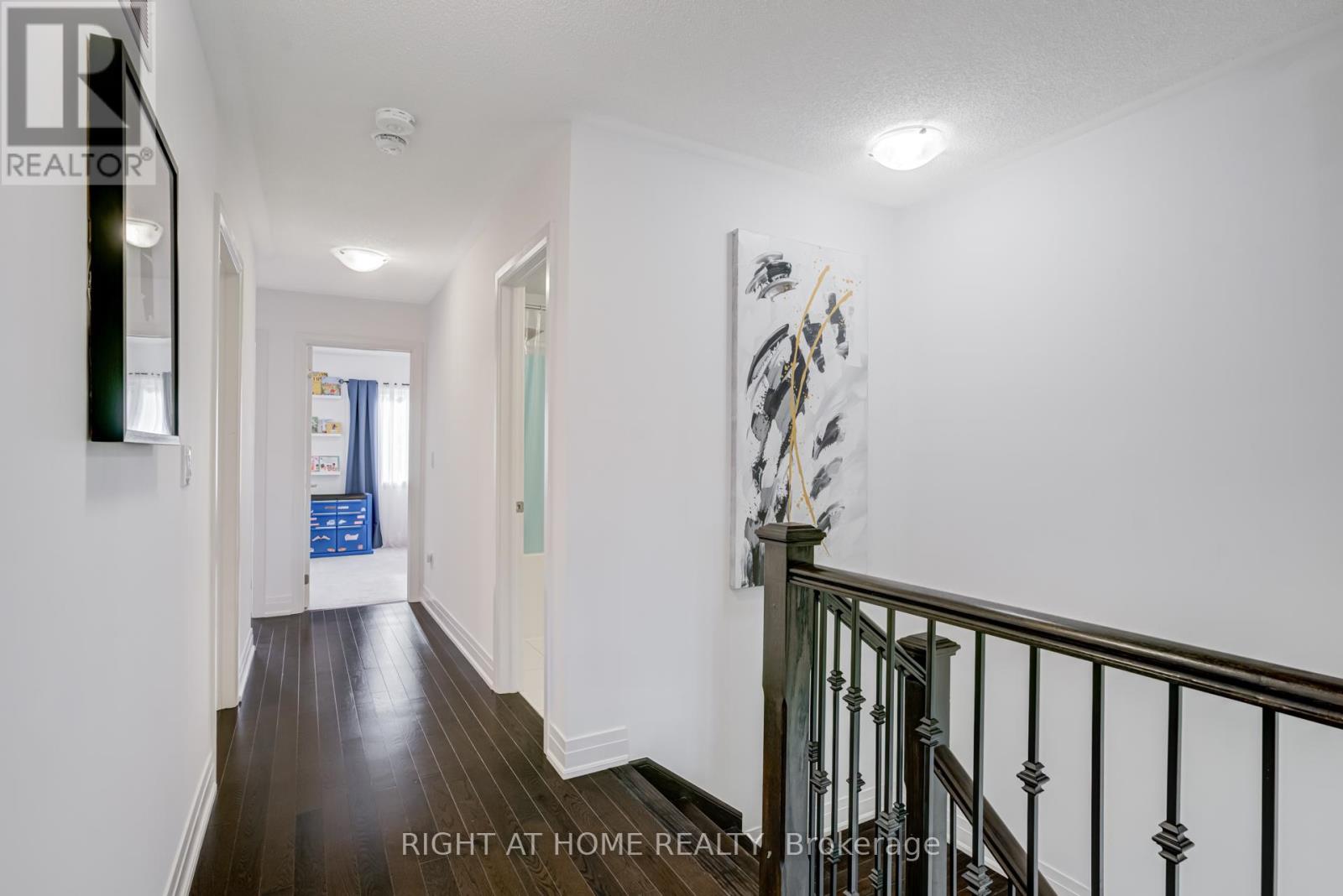 310 Silk Twist Drive, East Gwillimbury, Ontario  L9N 0V4 - Photo 17 - N12376212