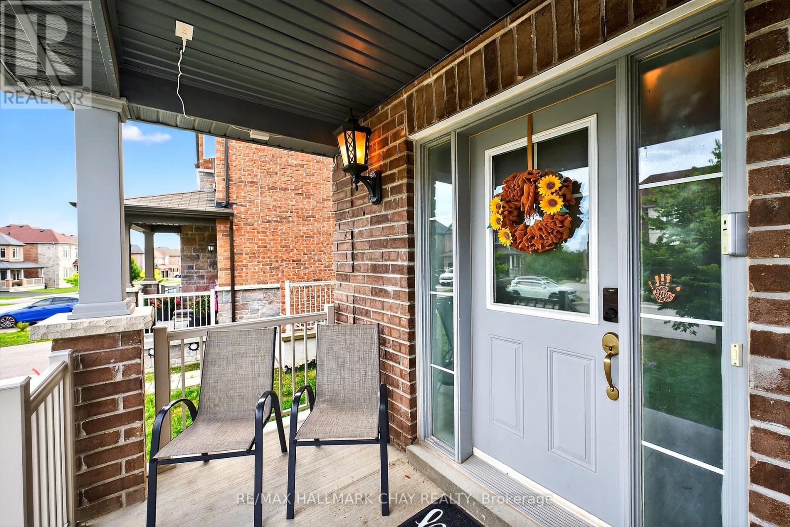 1266 Harrington Street N, Innisfil, Ontario  L0L 1W0 - Photo 6 - N12376229