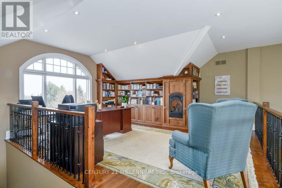 4 Flaherty Lane, Caledon, Ontario  L7K 2P3 - Photo 35 - W12376191