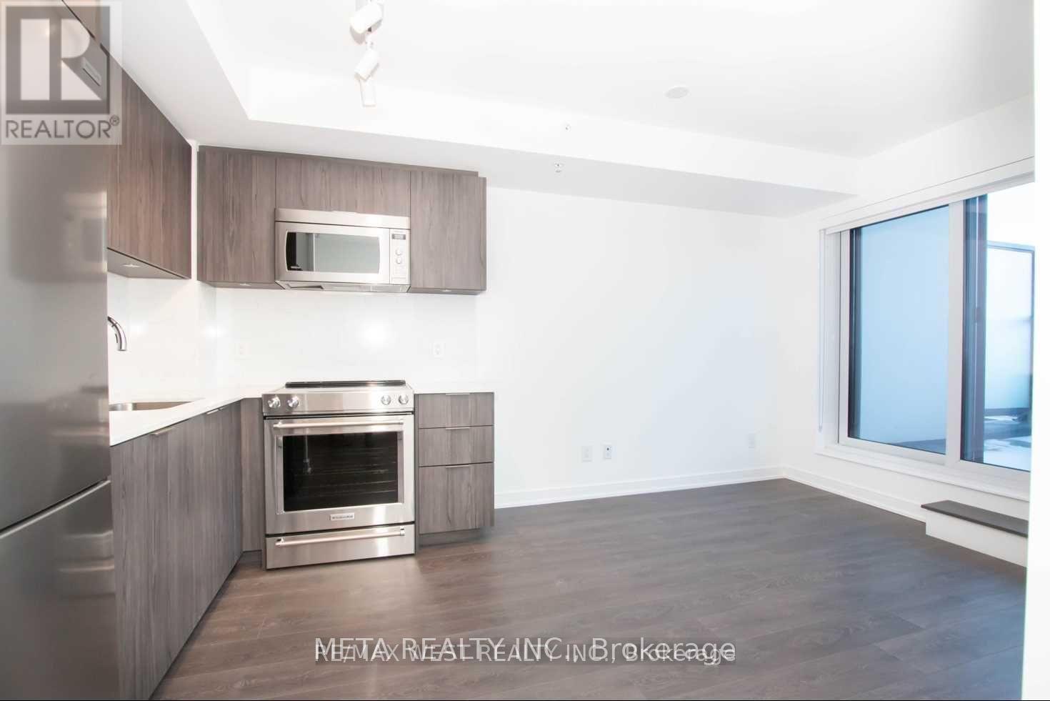 503 - 30 Samuel Wood Way, Toronto, Ontario  M9B 1B1 - Photo 3 - W12376234
