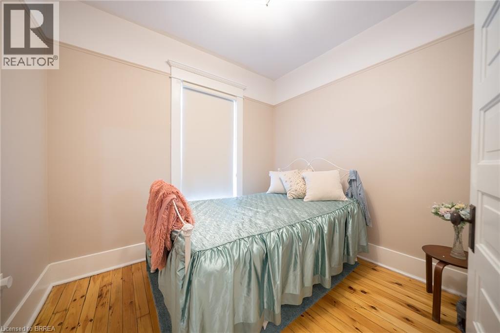 8 William Street, Brantford, Ontario  N3T 3K1 - Photo 23 - 40745628