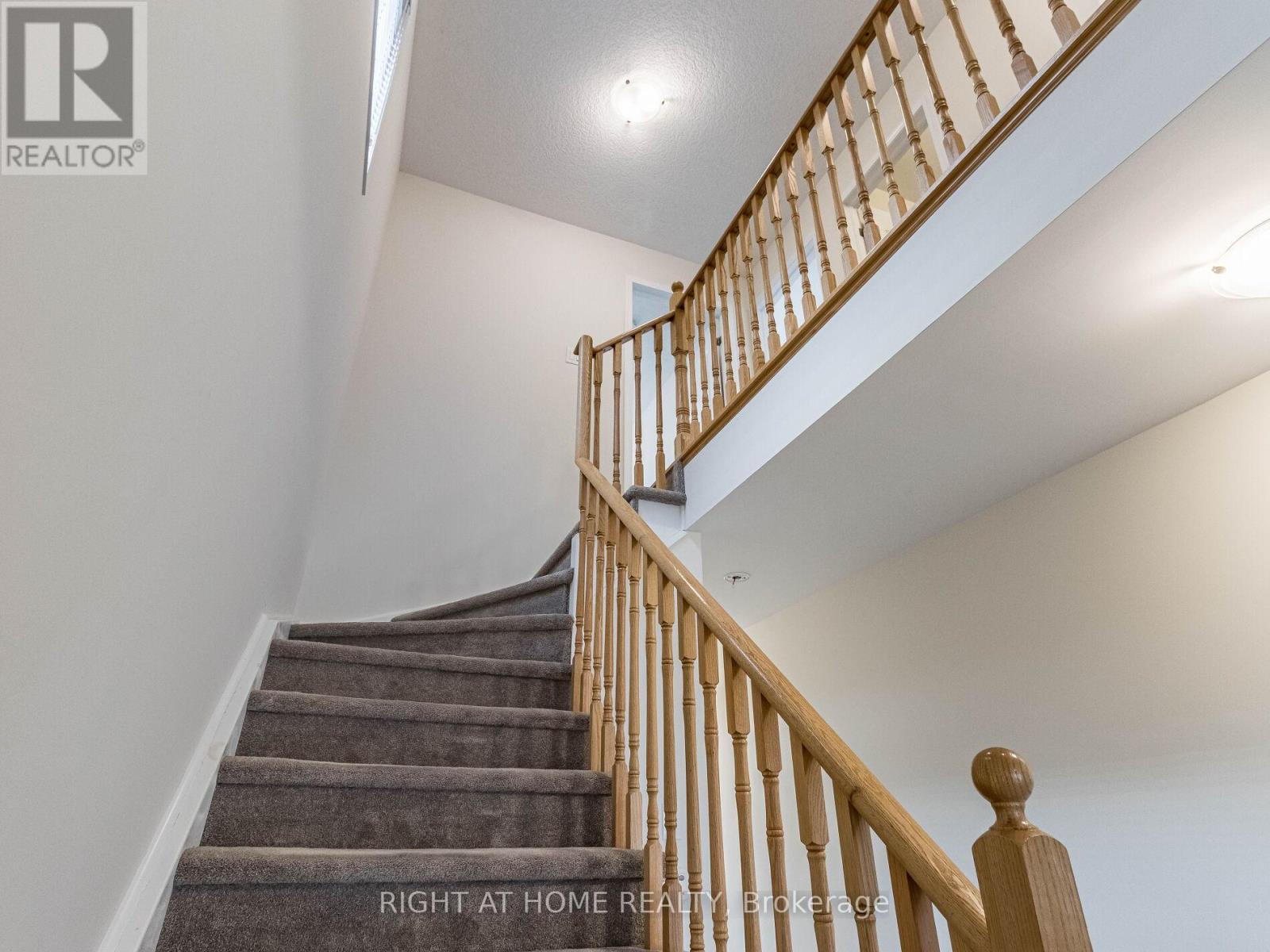34 Maclachlan Avenue, Haldimand, Ontario  N3W 0C5 - Photo 13 - X12376206
