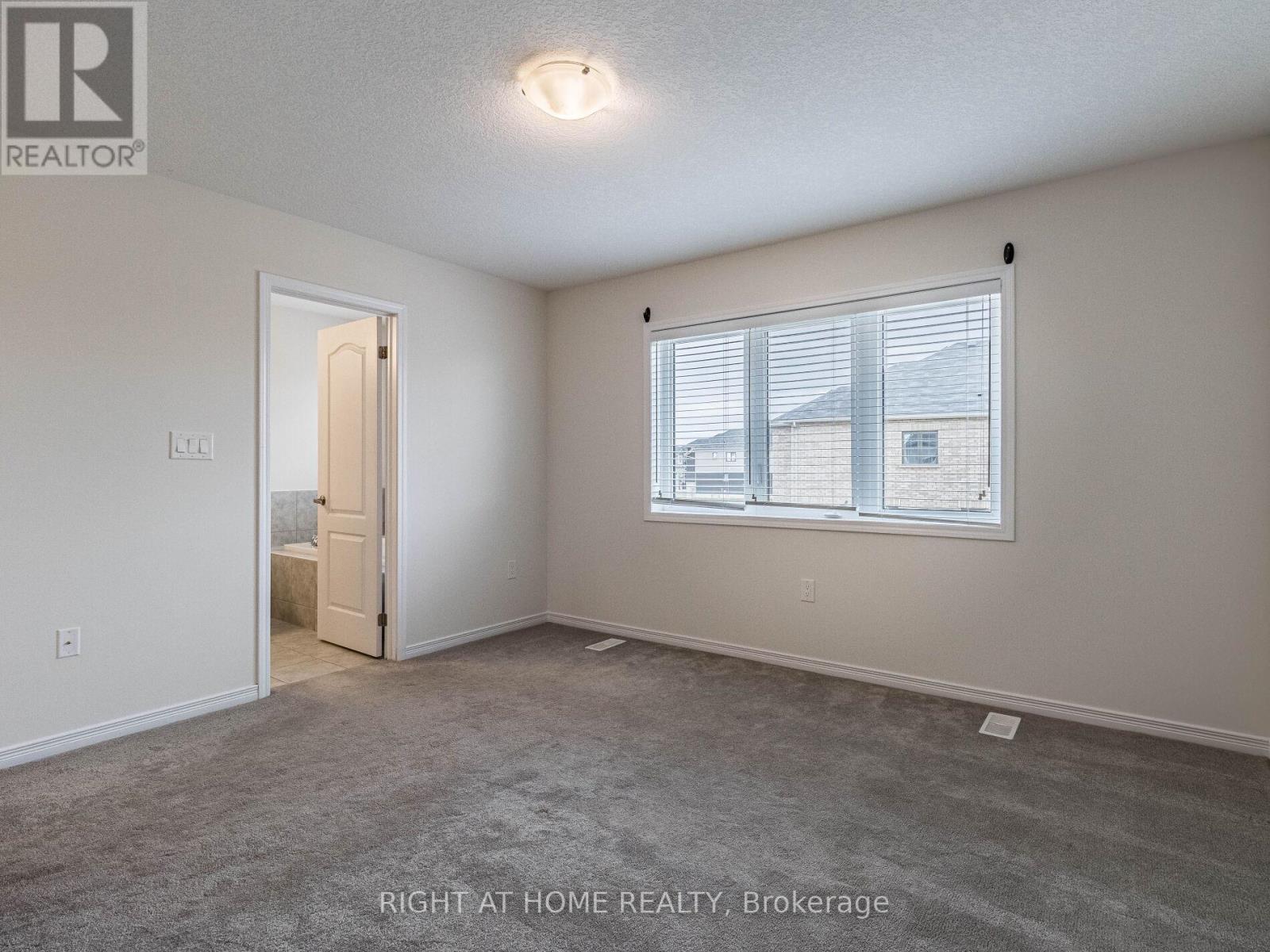 34 Maclachlan Avenue, Haldimand, Ontario  N3W 0C5 - Photo 16 - X12376206