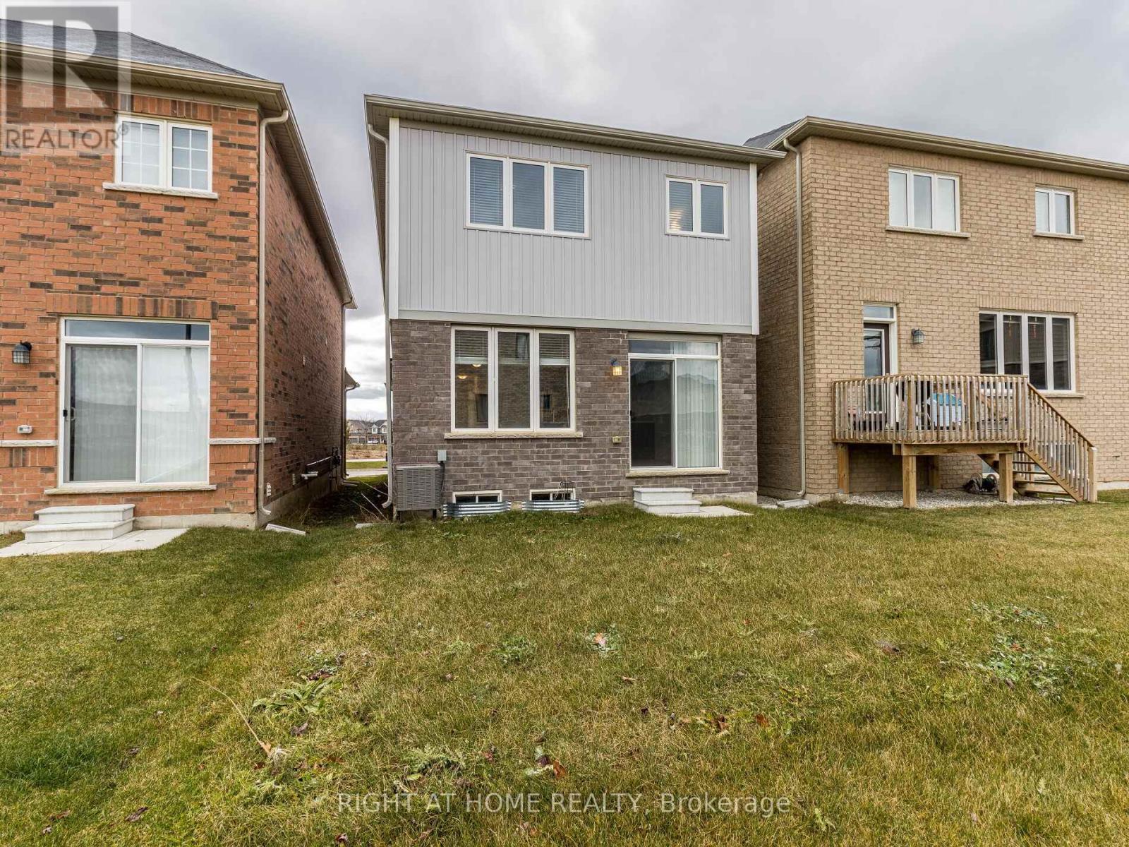 34 Maclachlan Avenue, Haldimand, Ontario  N3W 0C5 - Photo 32 - X12376206