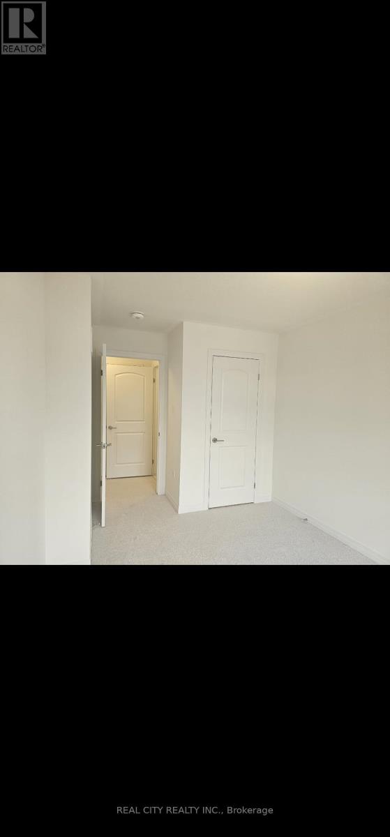 37 George Brier Drive W, Brant, Ontario  N3L 0L1 - Photo 8 - X12376215
