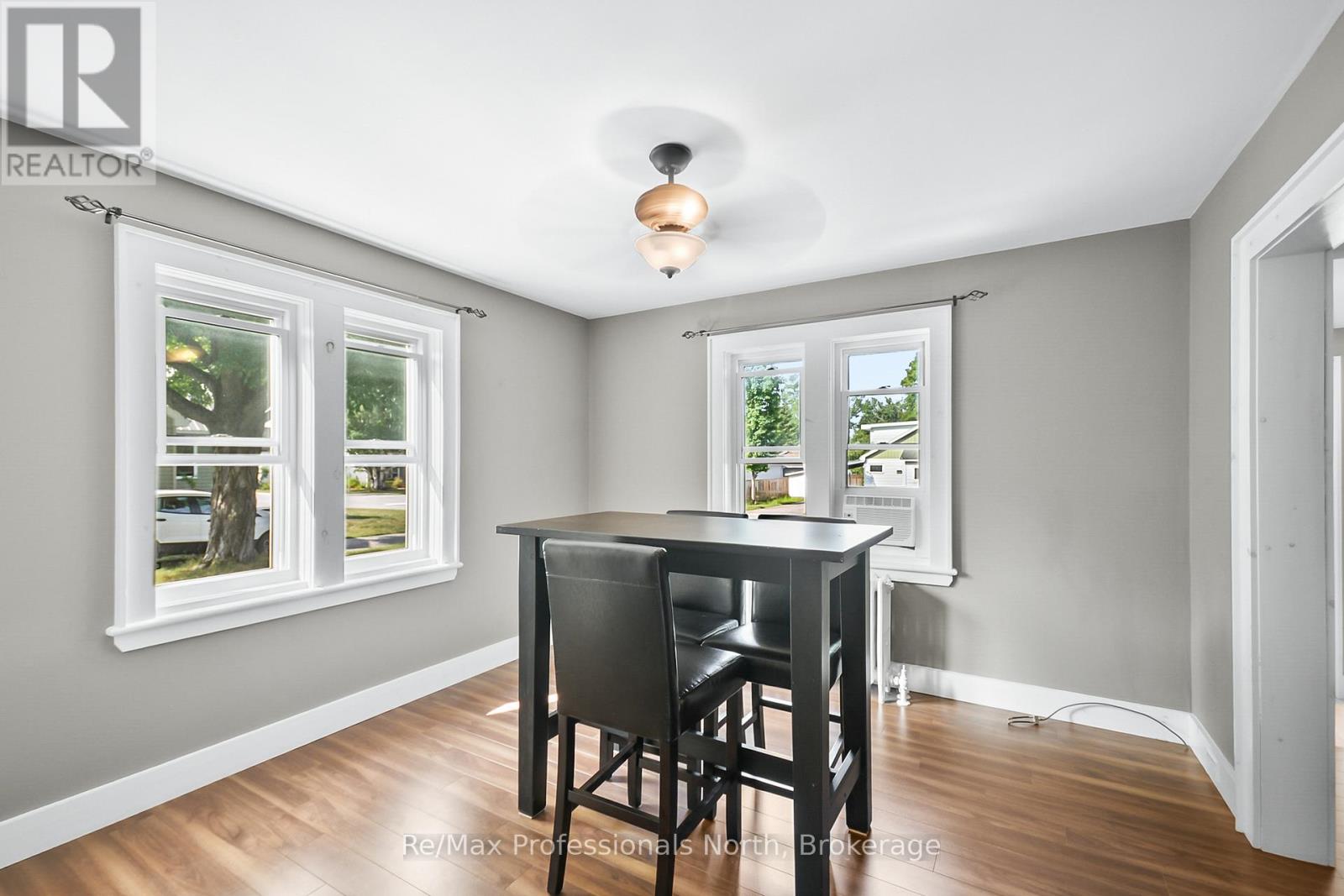 450 Mary Street N, Gravenhurst, Ontario  P1P 1G1 - Photo 12 - X12376268