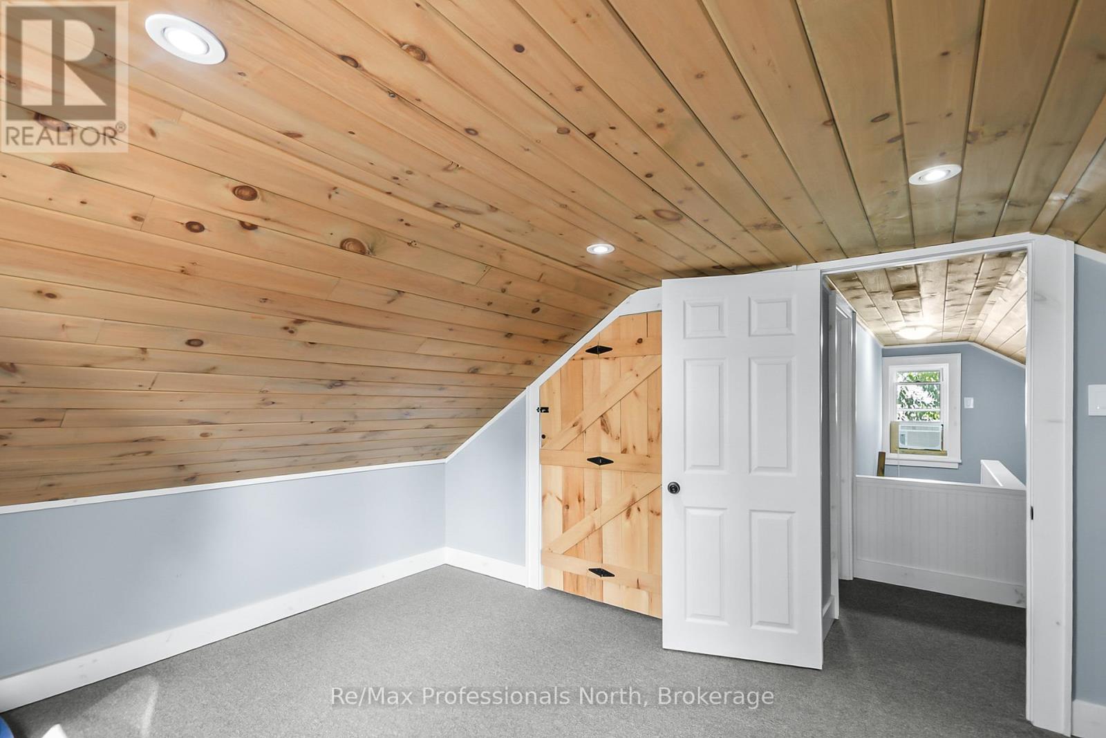 450 Mary Street N, Gravenhurst, Ontario  P1P 1G1 - Photo 20 - X12376268