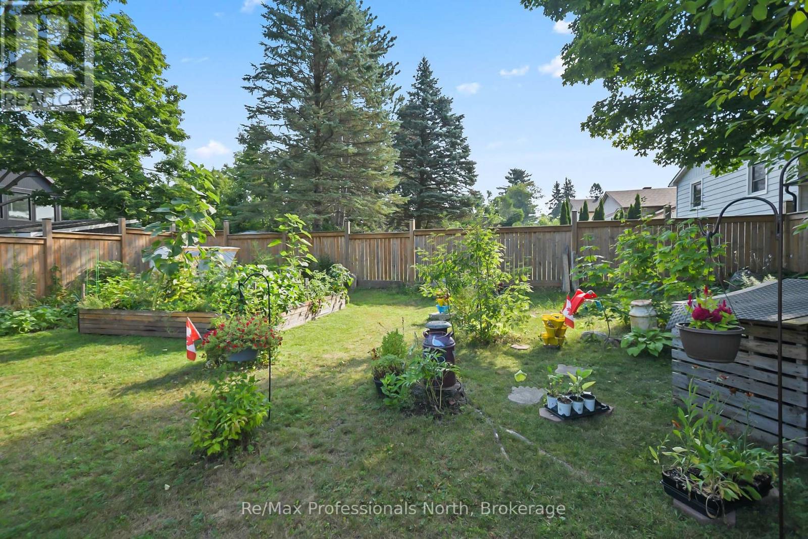 450 Mary Street N, Gravenhurst, Ontario  P1P 1G1 - Photo 32 - X12376268