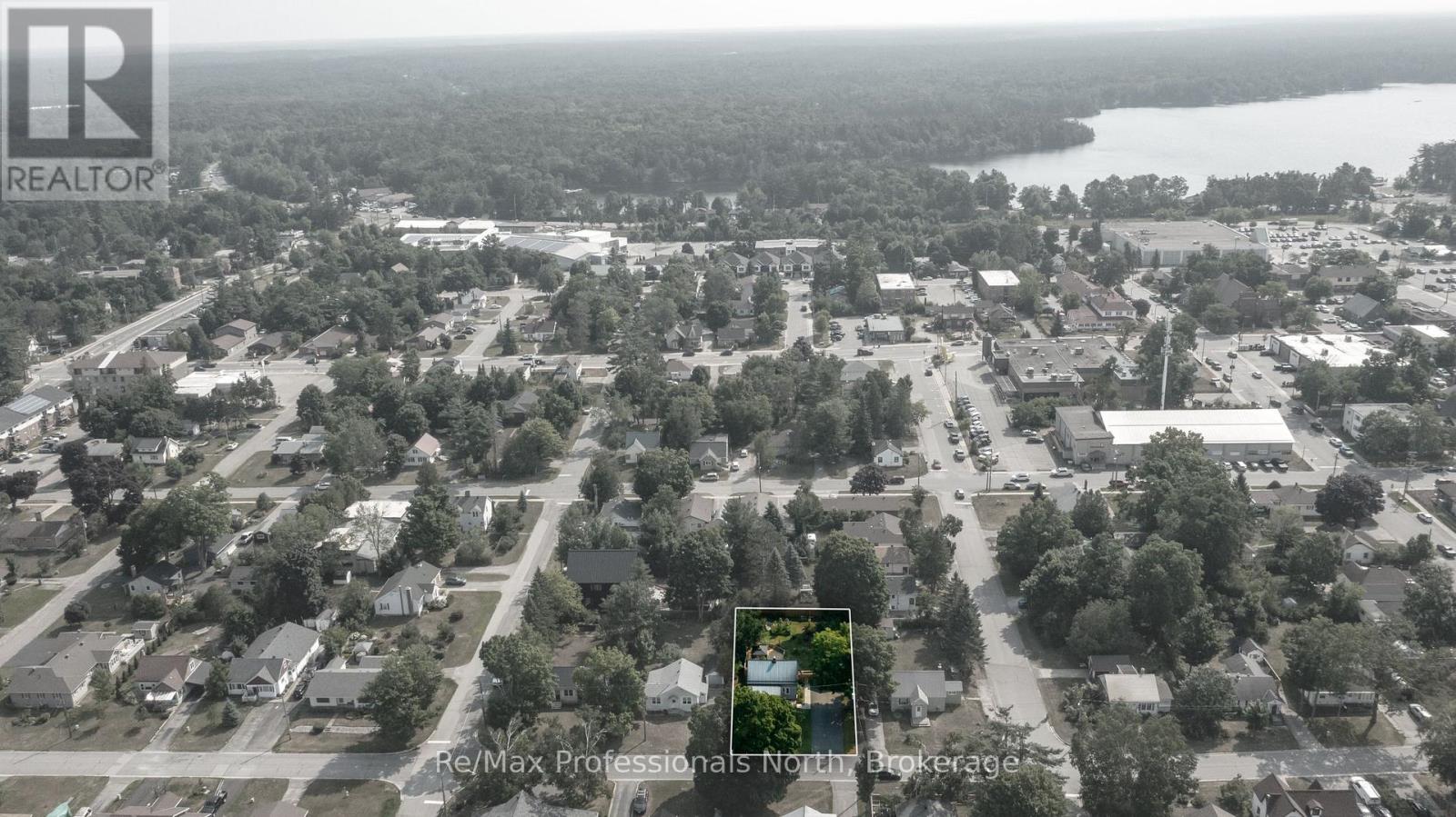 450 Mary Street N, Gravenhurst, Ontario  P1P 1G1 - Photo 39 - X12376268
