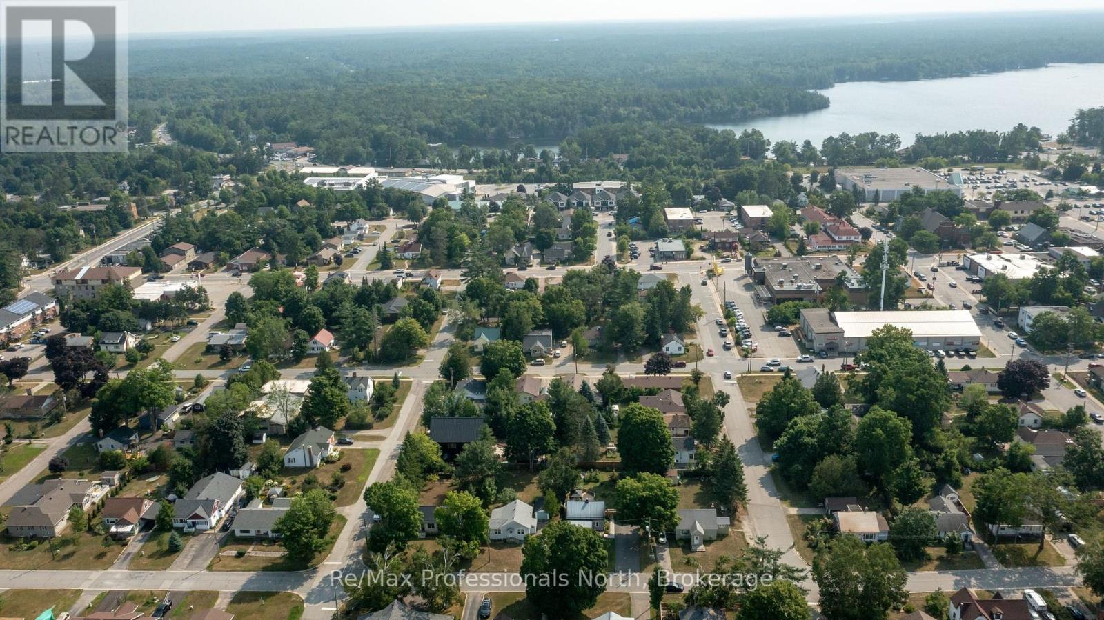 450 Mary Street N, Gravenhurst, Ontario  P1P 1G1 - Photo 42 - X12376268