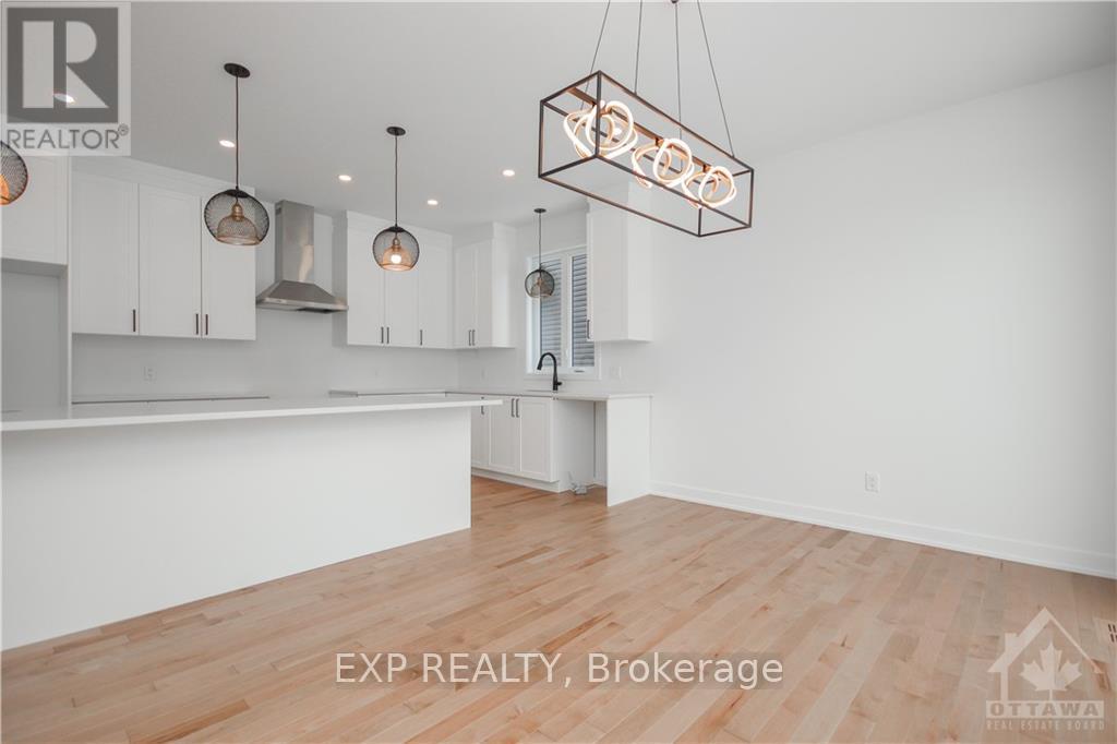 532 Barrage Street, Casselman, Ontario  K0A 1M0 - Photo 10 - X12376299
