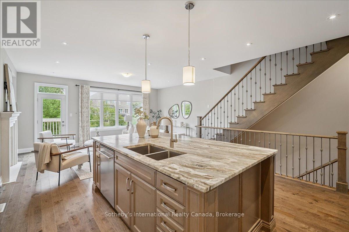 3151 Riverpath Common, Oakville, Ontario  L6M 1P6 - Photo 12 - W12376318