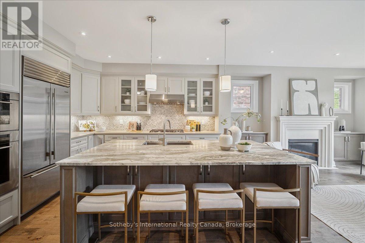 3151 Riverpath Common, Oakville, Ontario  L6M 1P6 - Photo 13 - W12376318