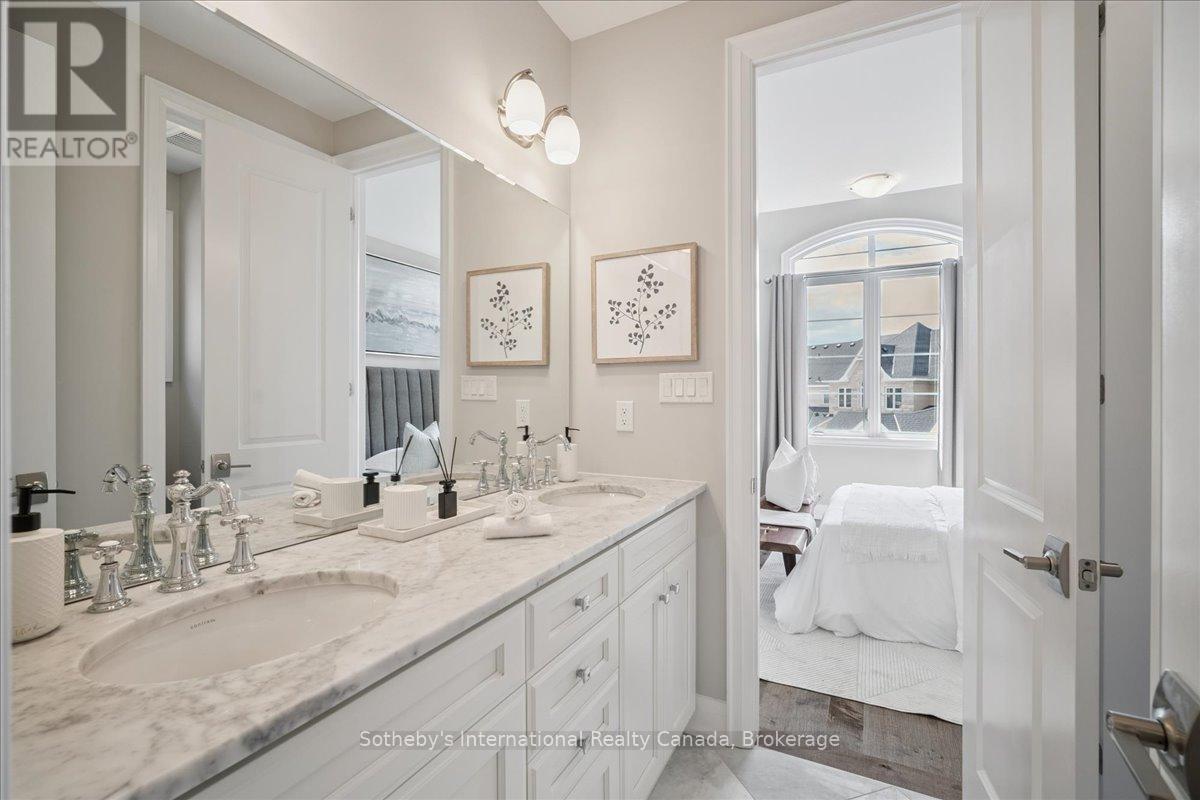 3151 Riverpath Common, Oakville, Ontario  L6M 1P6 - Photo 43 - W12376318