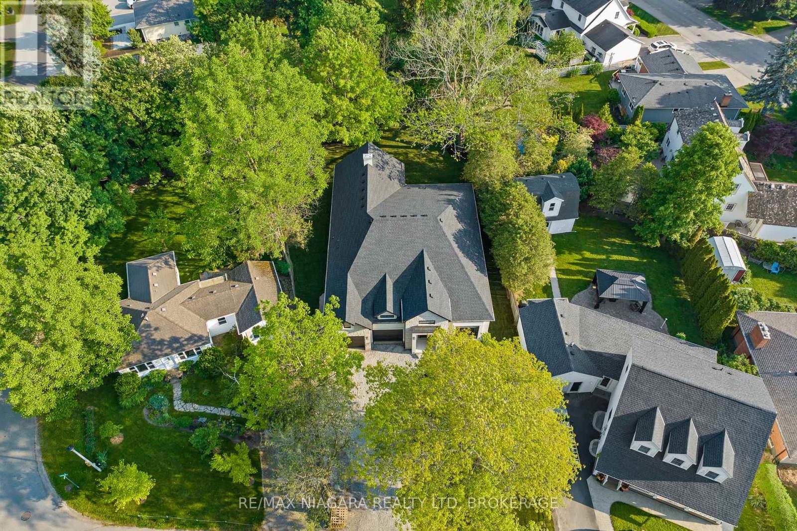 7 Circle Street, Niagara-On-The-Lake (Town), Ontario  L0S 1J0 - Photo 41 - X12376294