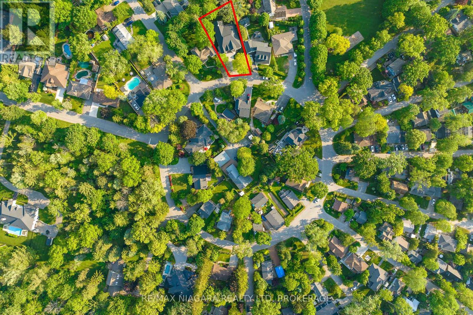 7 Circle Street, Niagara-On-The-Lake (Town), Ontario  L0S 1J0 - Photo 42 - X12376294