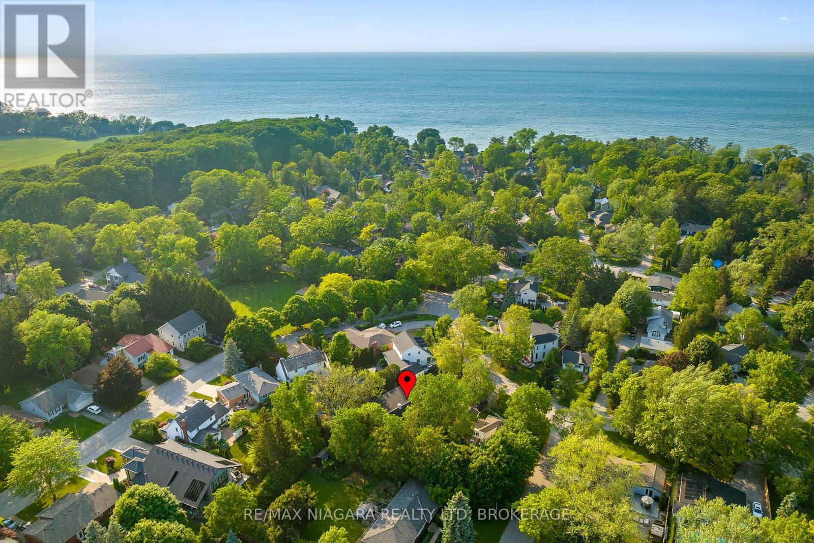 7 Circle Street, Niagara-On-The-Lake (Town), Ontario  L0S 1J0 - Photo 44 - X12376294