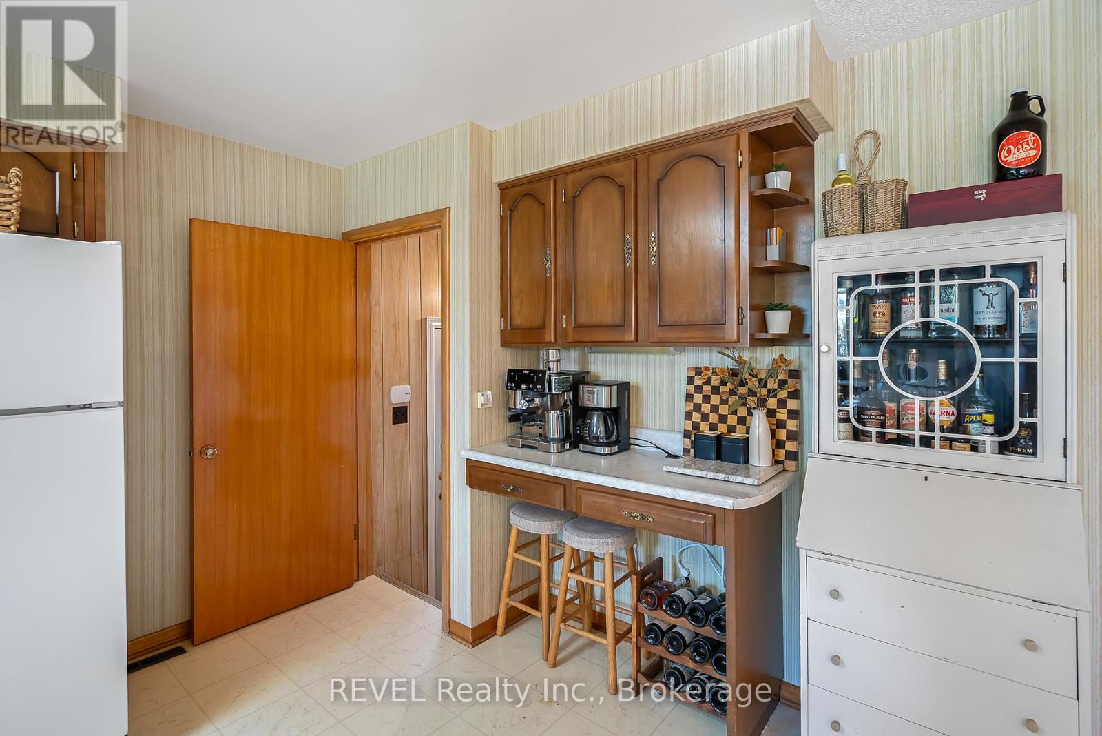 18 Broadmore Avenue, St. Catharines (Carlton/bunting), Ontario  L2M 6A5 - Photo 20 - X12376304