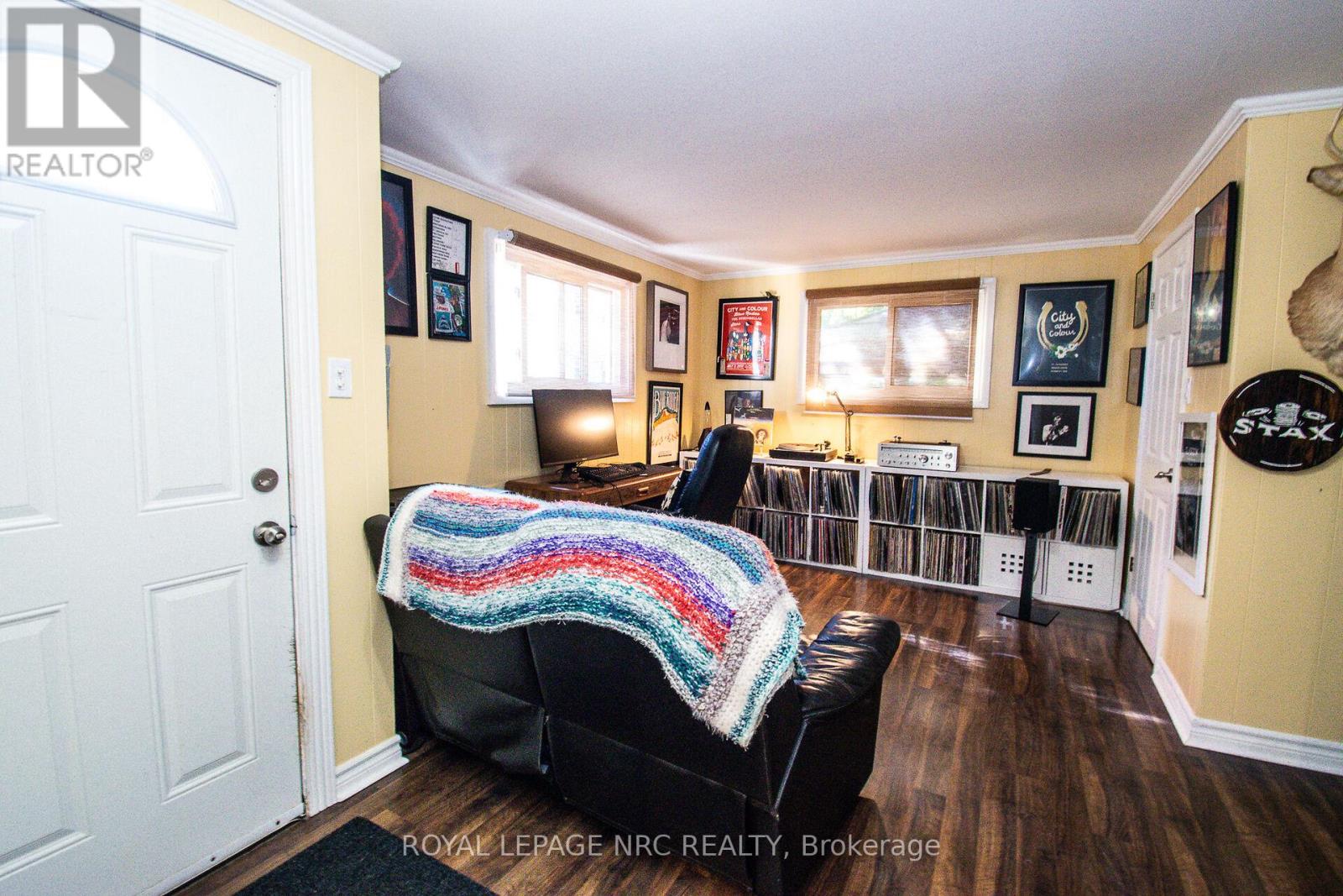 116 Lowell Avenue, St. Catharines, Ontario  L2R 2E2 - Photo 25 - X12376317