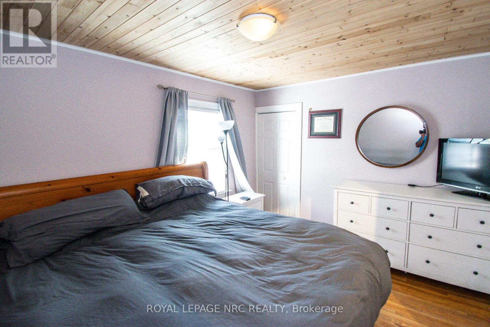 116 Lowell Avenue, St. Catharines, Ontario  L2R 2E2 - Photo 33 - X12376317