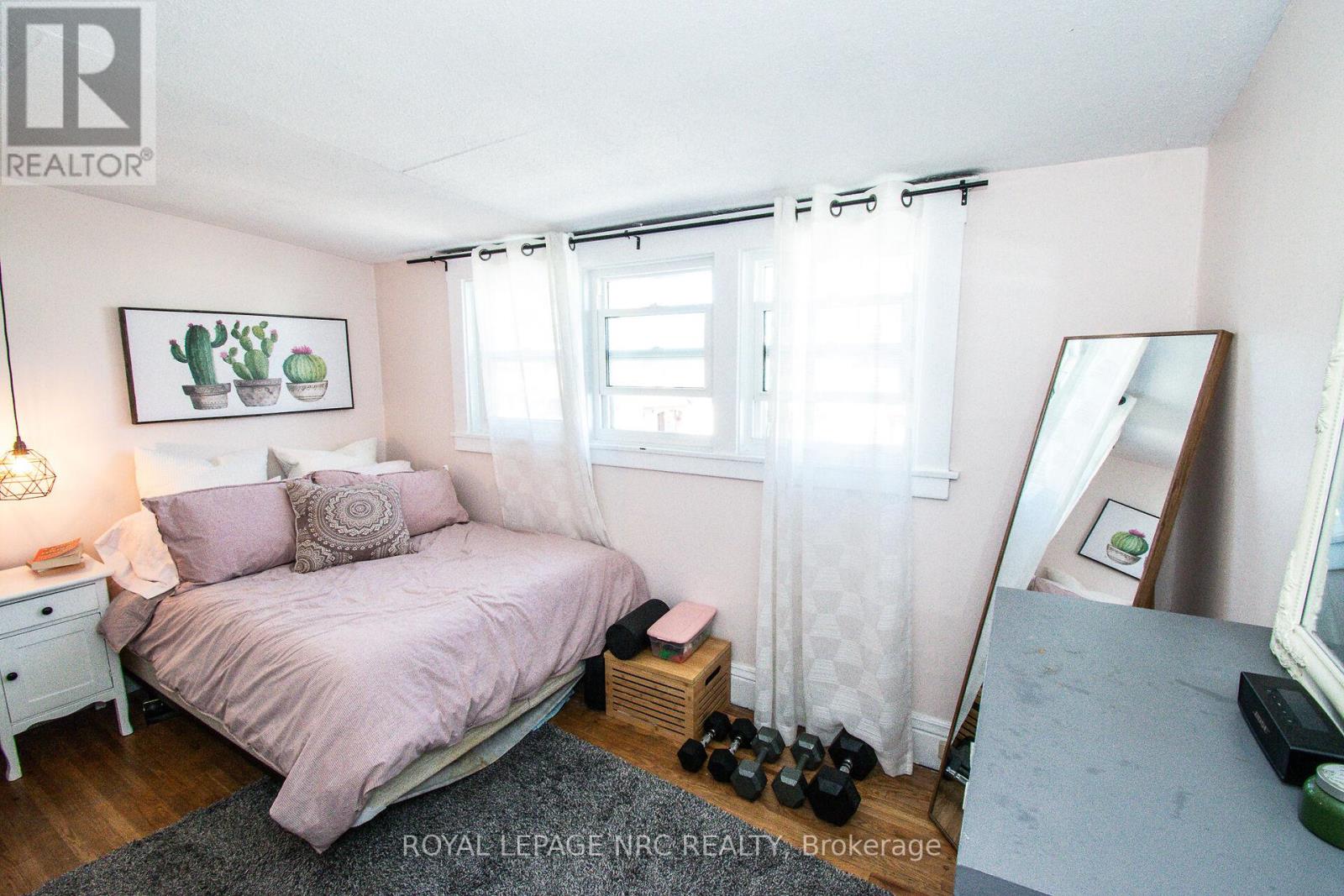 116 Lowell Avenue, St. Catharines, Ontario  L2R 2E2 - Photo 39 - X12376317