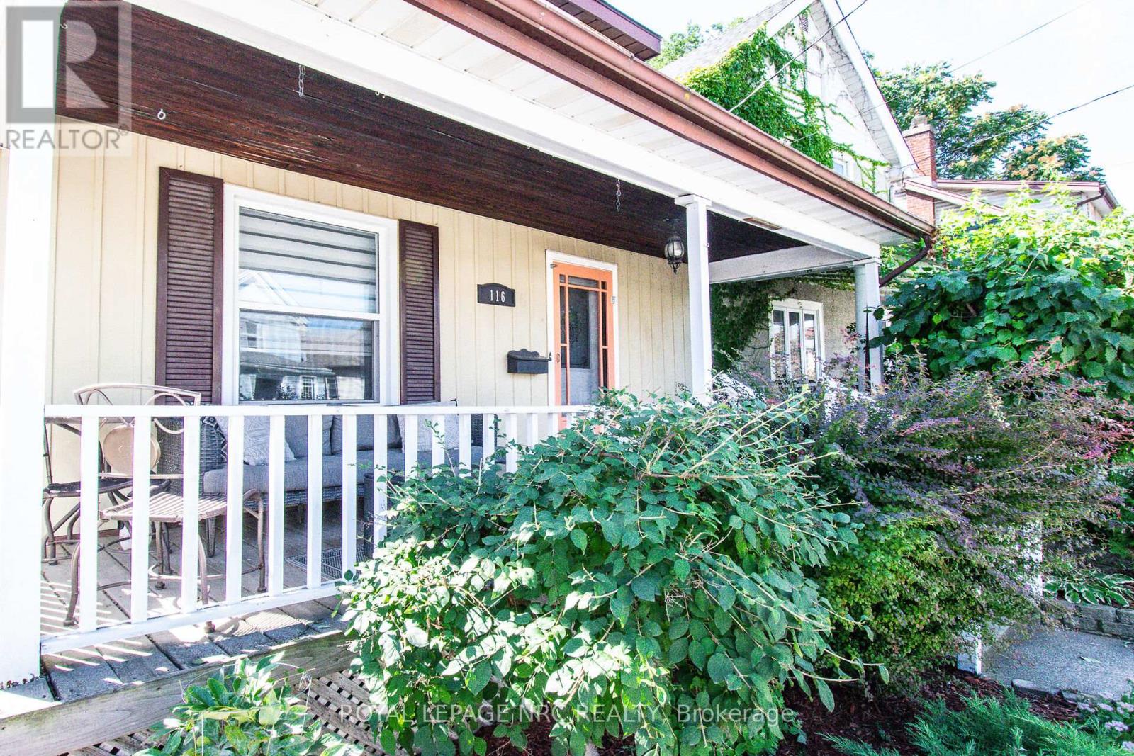 116 Lowell Avenue, St. Catharines, Ontario  L2R 2E2 - Photo 5 - X12376317