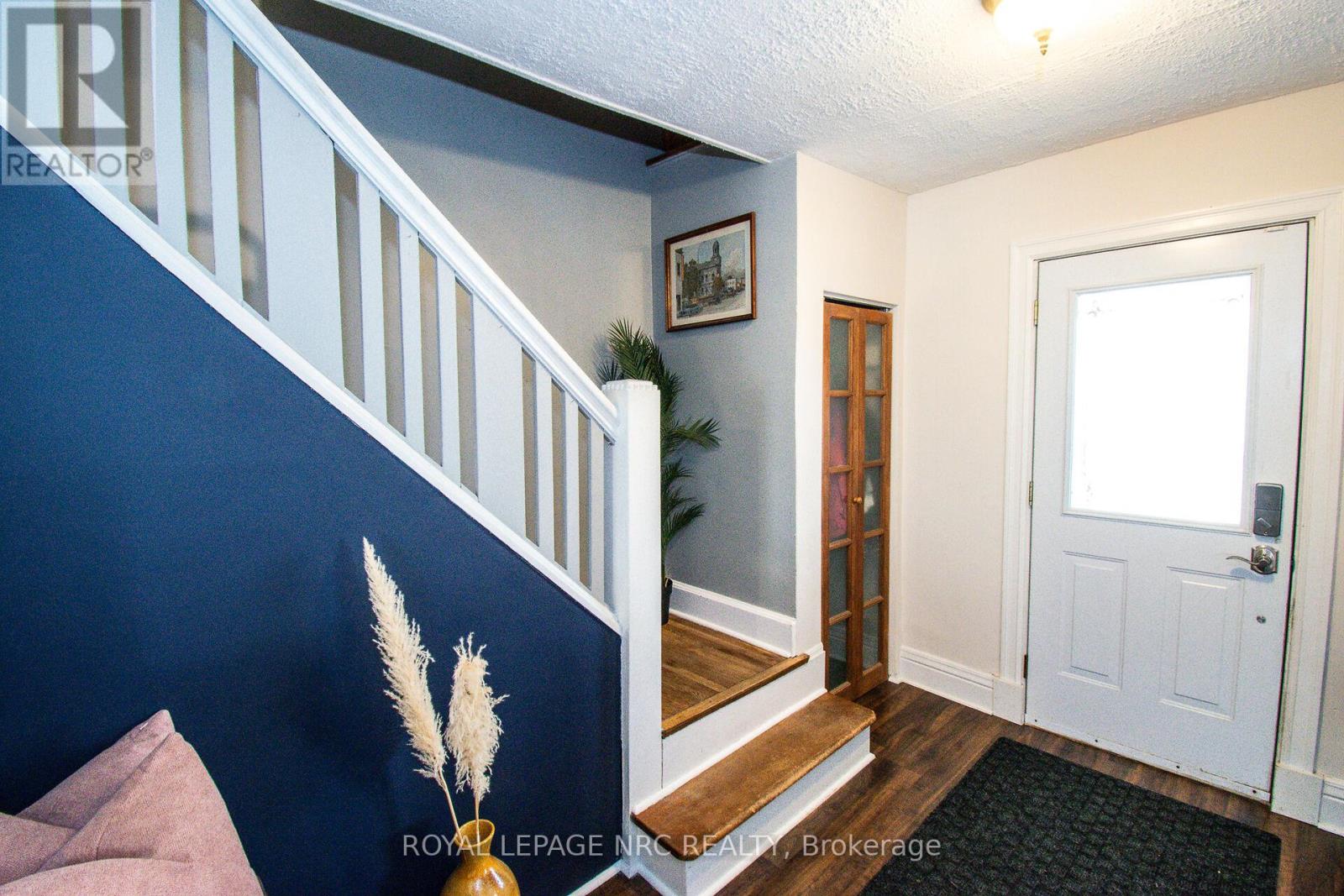 116 Lowell Avenue, St. Catharines, Ontario  L2R 2E2 - Photo 7 - X12376317