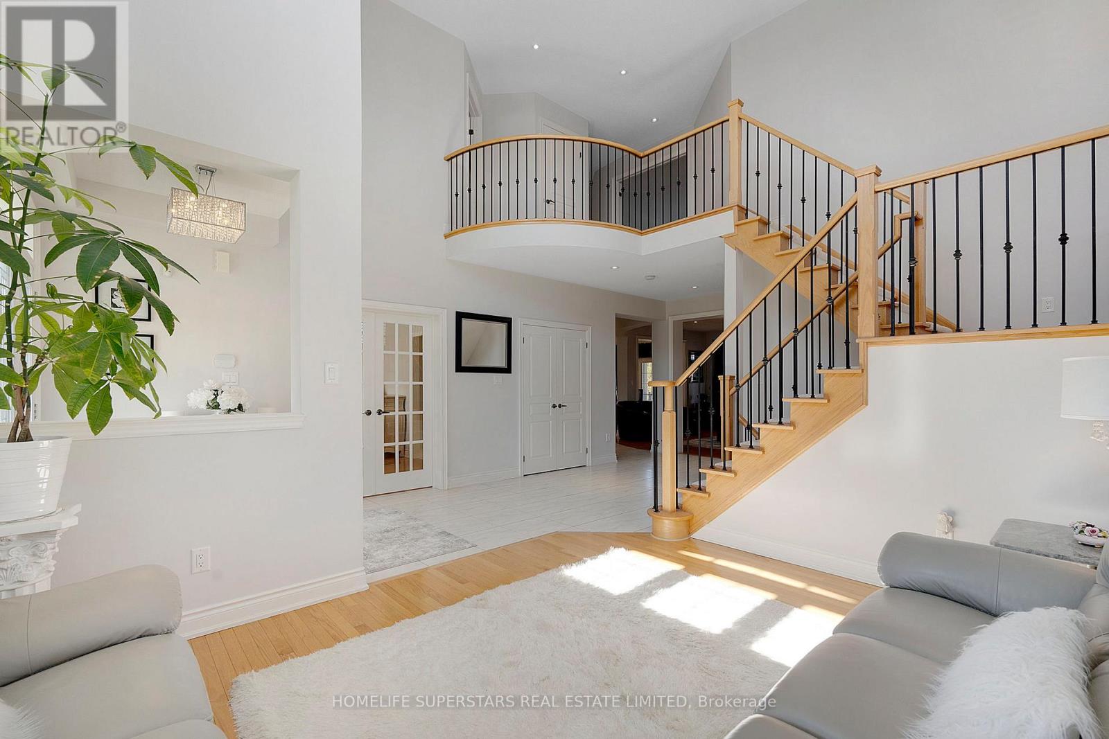 44 Orchard Drive, Mono, Ontario  L9W 6L6 - Photo 15 - X12376255