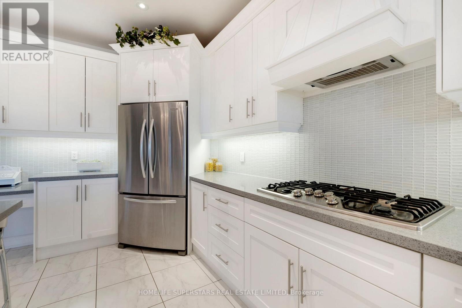 44 Orchard Drive, Mono, Ontario  L9W 6L6 - Photo 20 - X12376255