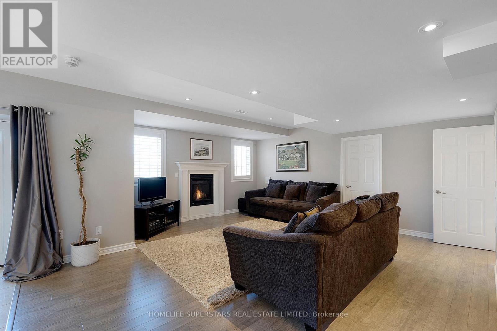 44 Orchard Drive, Mono, Ontario  L9W 6L6 - Photo 34 - X12376255