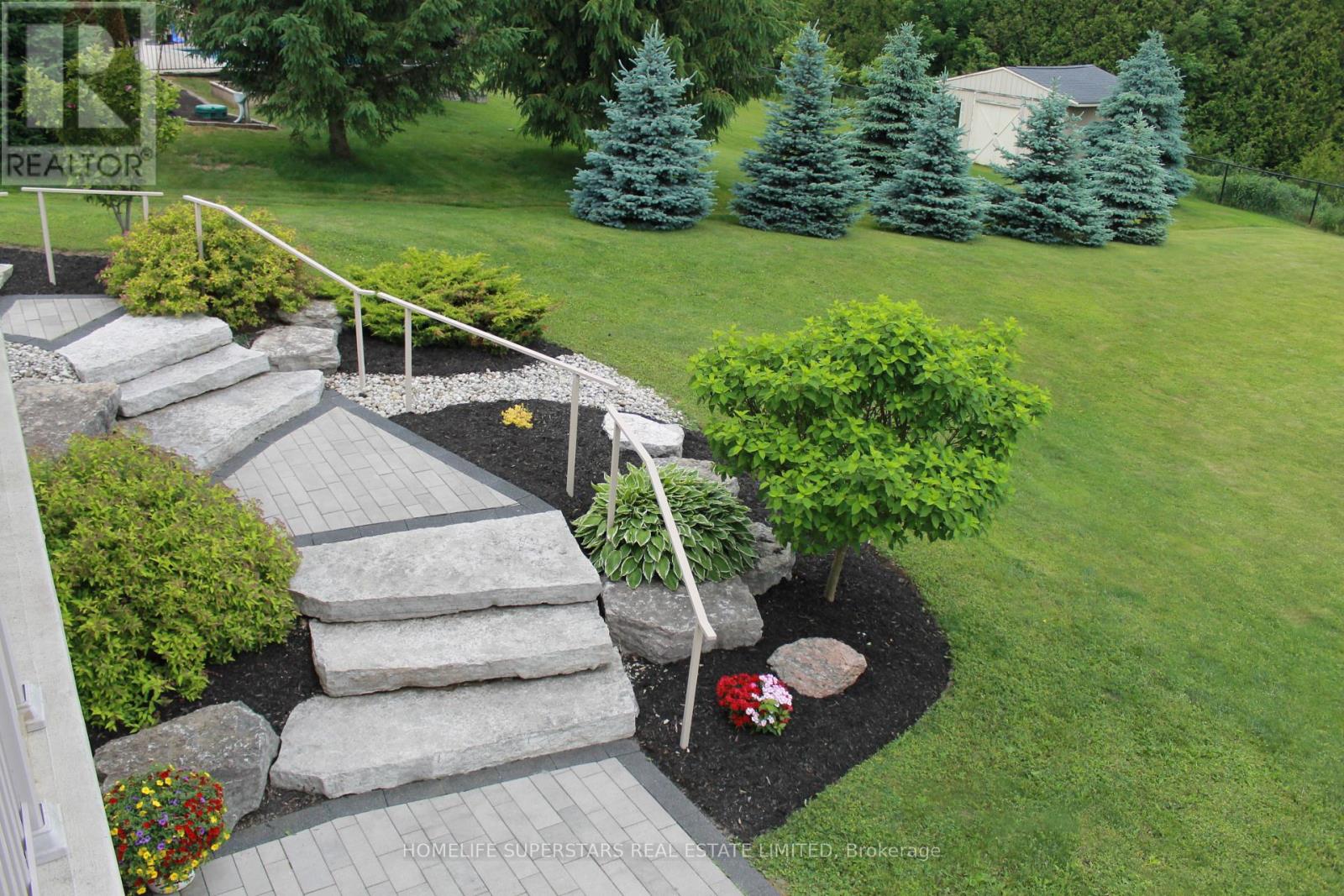 44 Orchard Drive, Mono, Ontario  L9W 6L6 - Photo 38 - X12376255