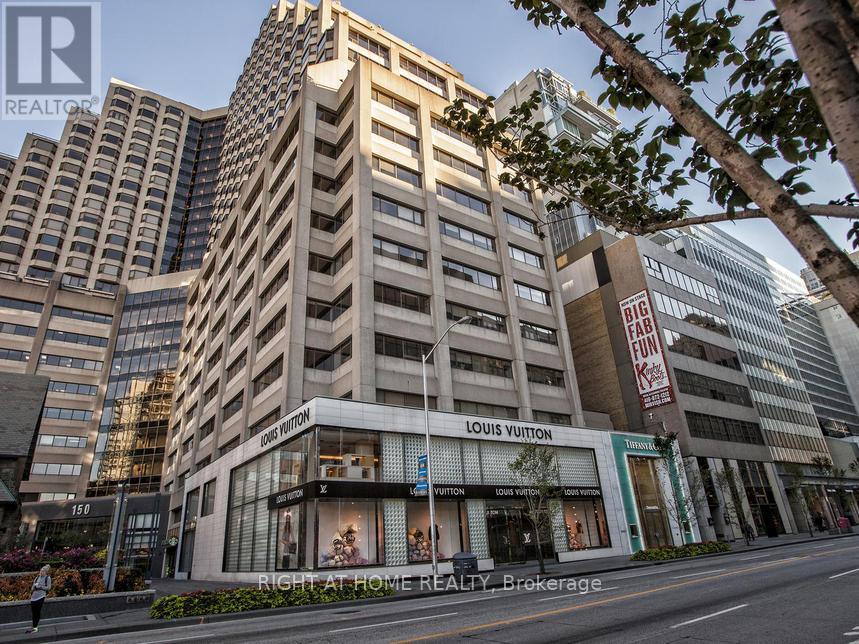 701 - 80 Cumberland Street, Toronto, Ontario  M5R 3V1 - Photo 24 - C12376310