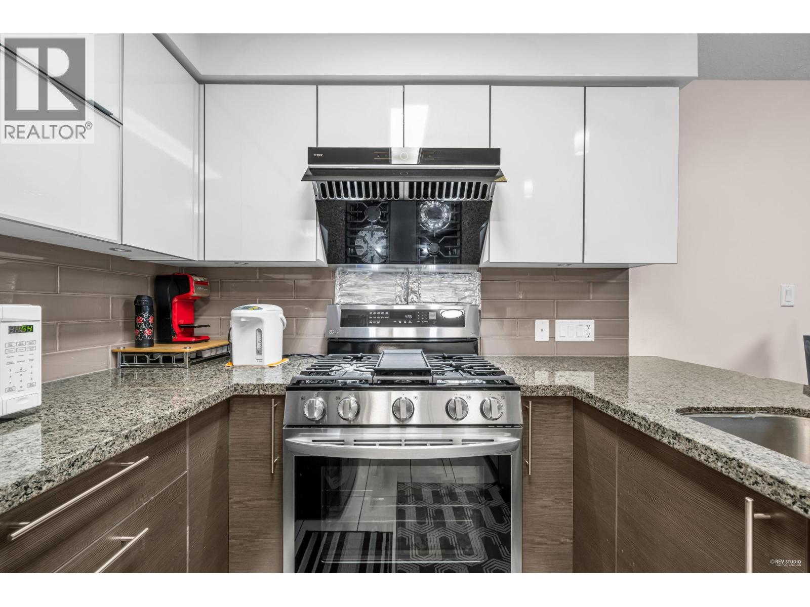 509 6733 BUSWELL STREET, Richmond, British Columbia