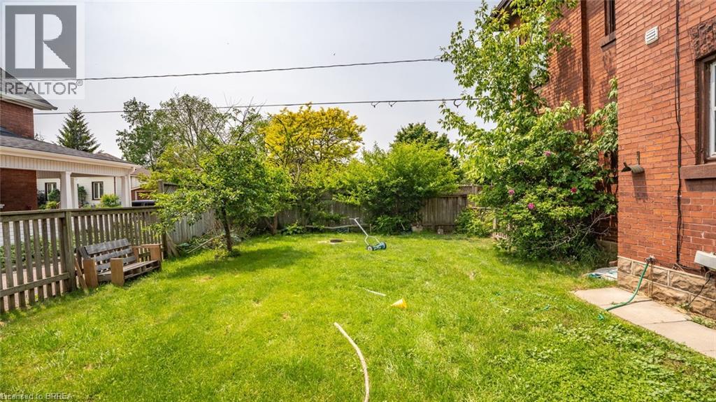 65 Victoria Street, Brantford, Ontario  N3S 3K3 - Photo 14 - 40762741