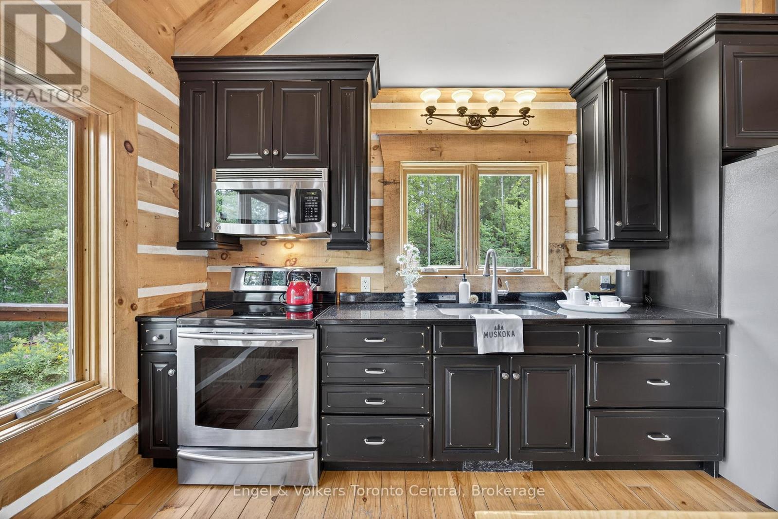 1042 Amanda Ln - 1750 Frank Cooper Trail, Gravenhurst (Ryde), Ontario  P1P 1R3 - Photo 17 - X12376344