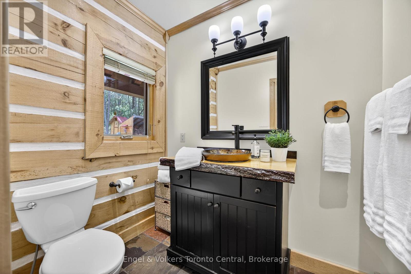 1042 Amanda Ln - 1750 Frank Cooper Trail, Gravenhurst (Ryde), Ontario  P1P 1R3 - Photo 23 - X12376344