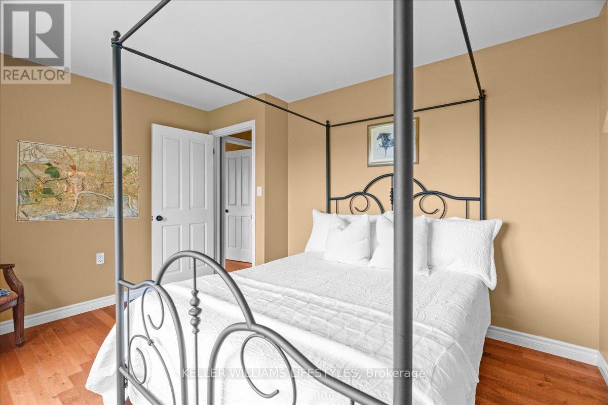 25728 Mcmurchy Line, West Elgin, Ontario  N0L 2P0 - Photo 10 - X12376326