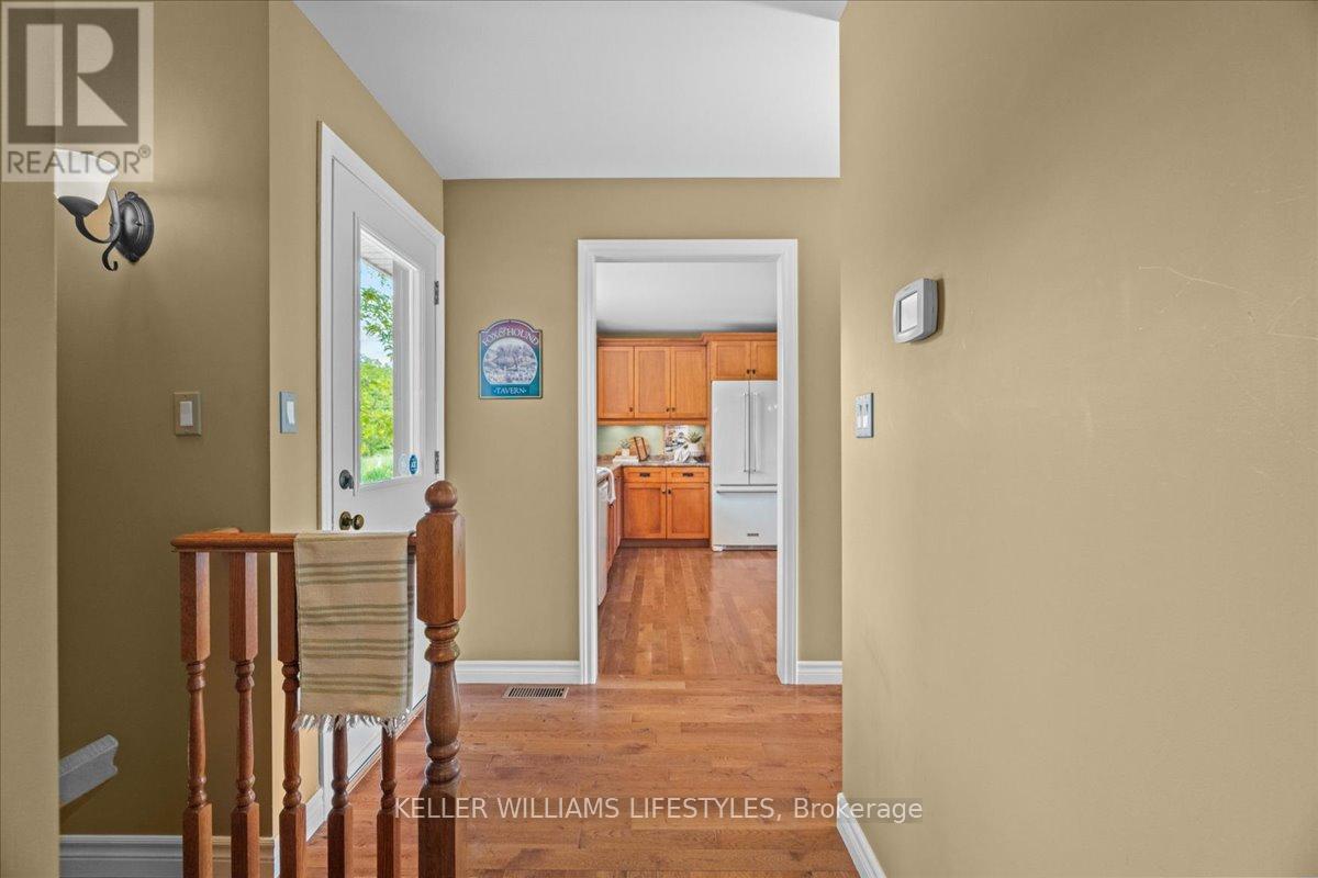 25728 Mcmurchy Line, West Elgin, Ontario  N0L 2P0 - Photo 14 - X12376326