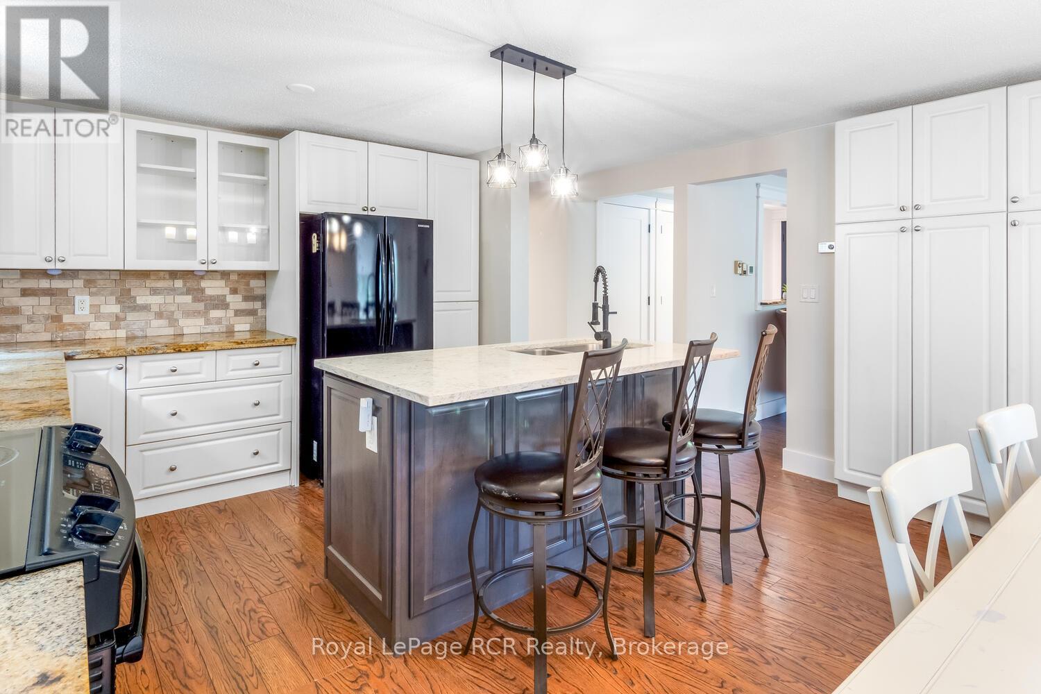 340 Bryant Street, South Bruce Peninsula, Ontario  N0H 2T0 - Photo 15 - X12375585