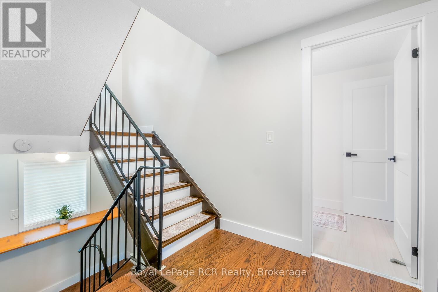 340 Bryant Street, South Bruce Peninsula, Ontario  N0H 2T0 - Photo 25 - X12375585