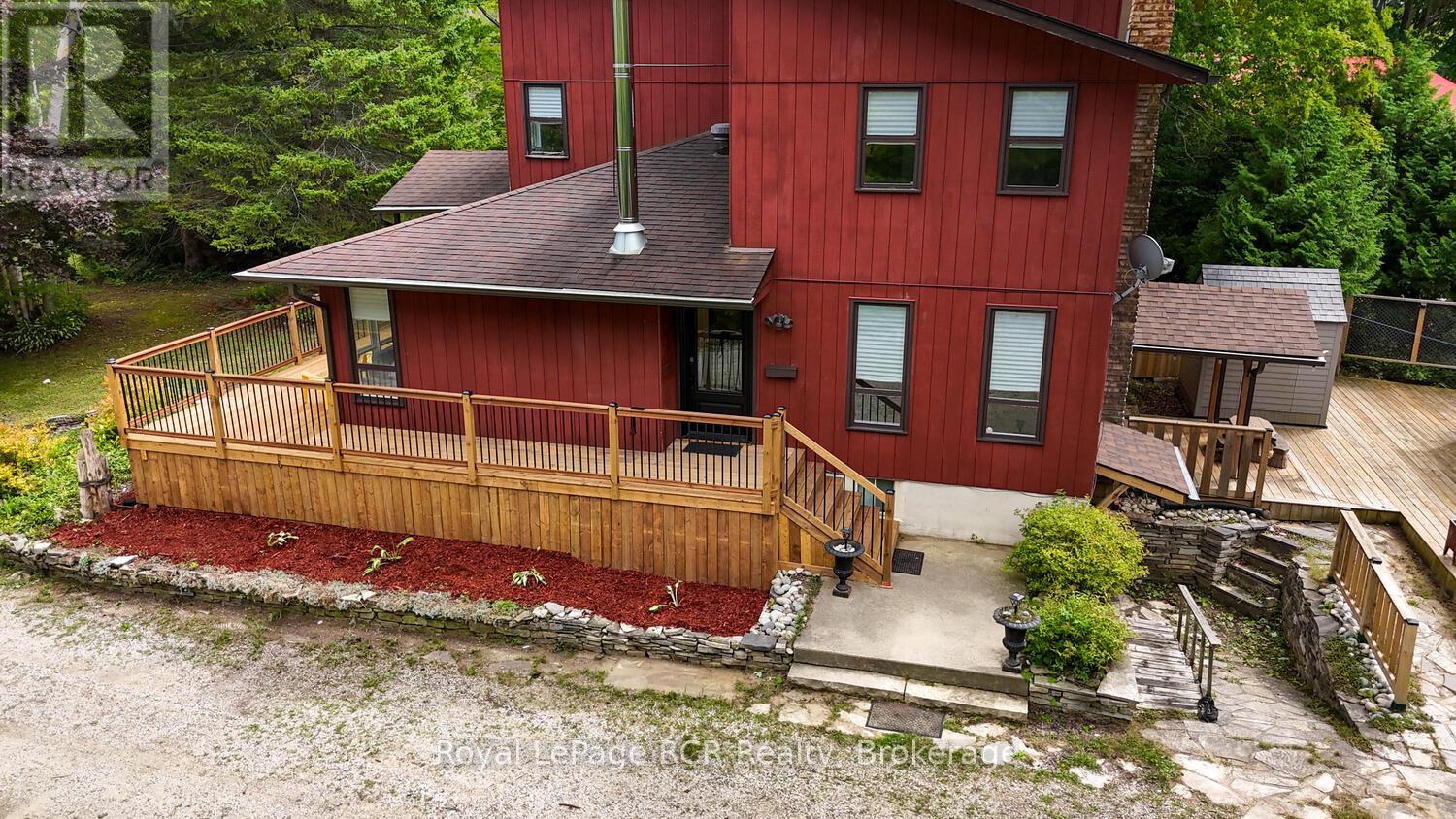 340 Bryant Street, South Bruce Peninsula, Ontario  N0H 2T0 - Photo 35 - X12375585