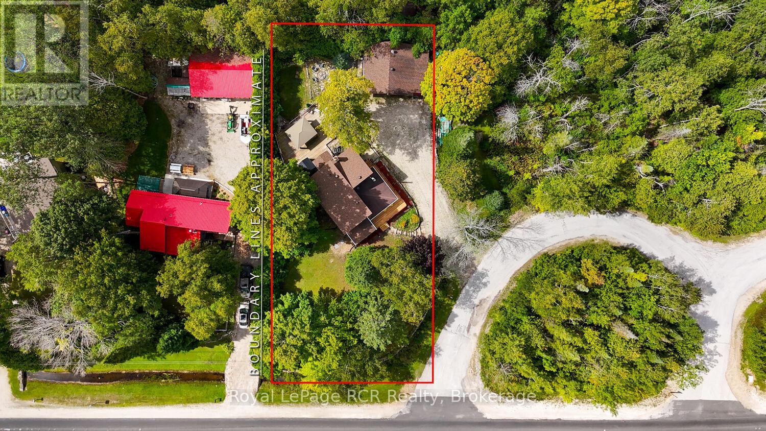 340 Bryant Street, South Bruce Peninsula, Ontario  N0H 2T0 - Photo 4 - X12375585
