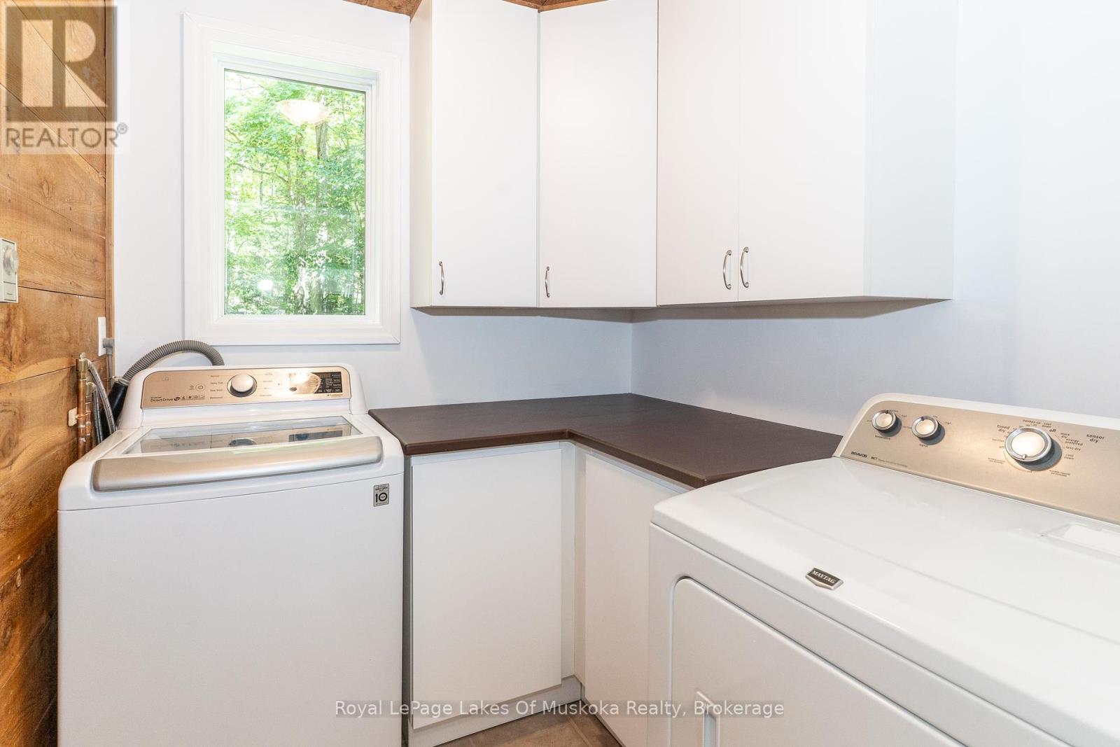 1056 Golden Beach Road, Bracebridge, Ontario  P1L 1W8 - Photo 13 - X12376370